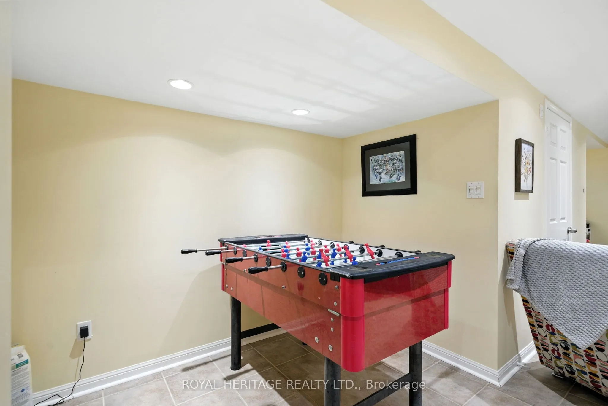 337 Ferndale Drive S