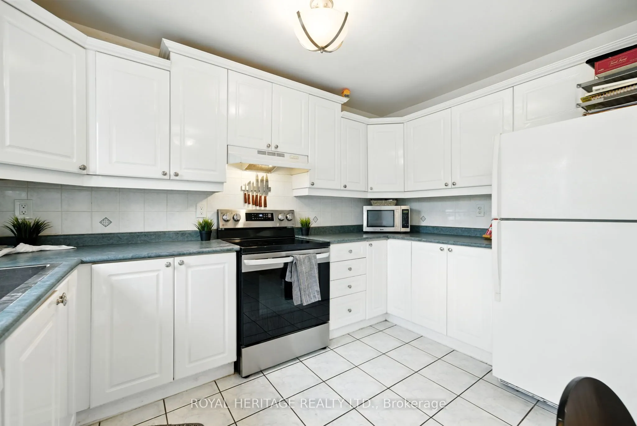 337 Ferndale Drive S