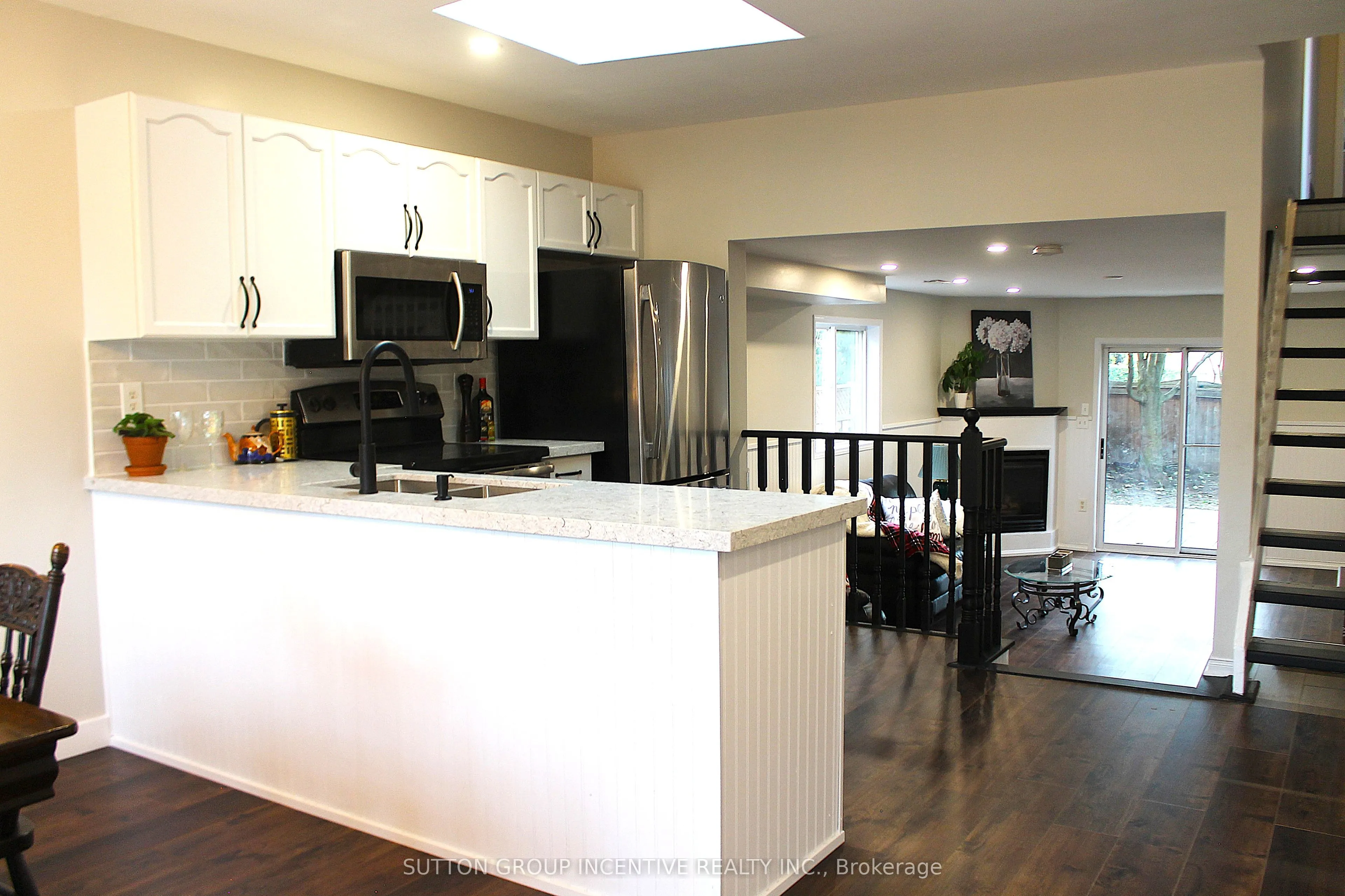 30 Assiniboine Drive
