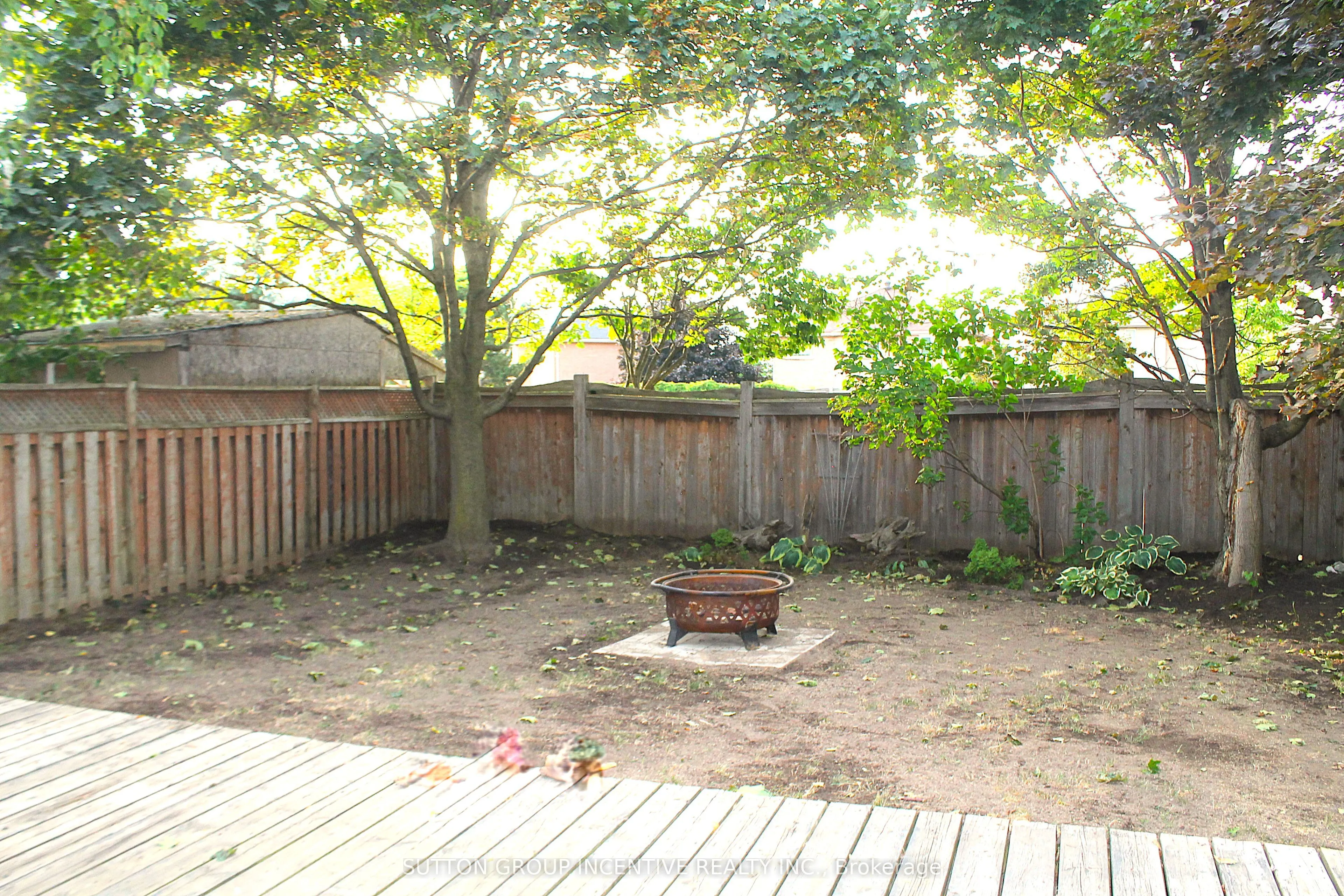 30 Assiniboine Drive