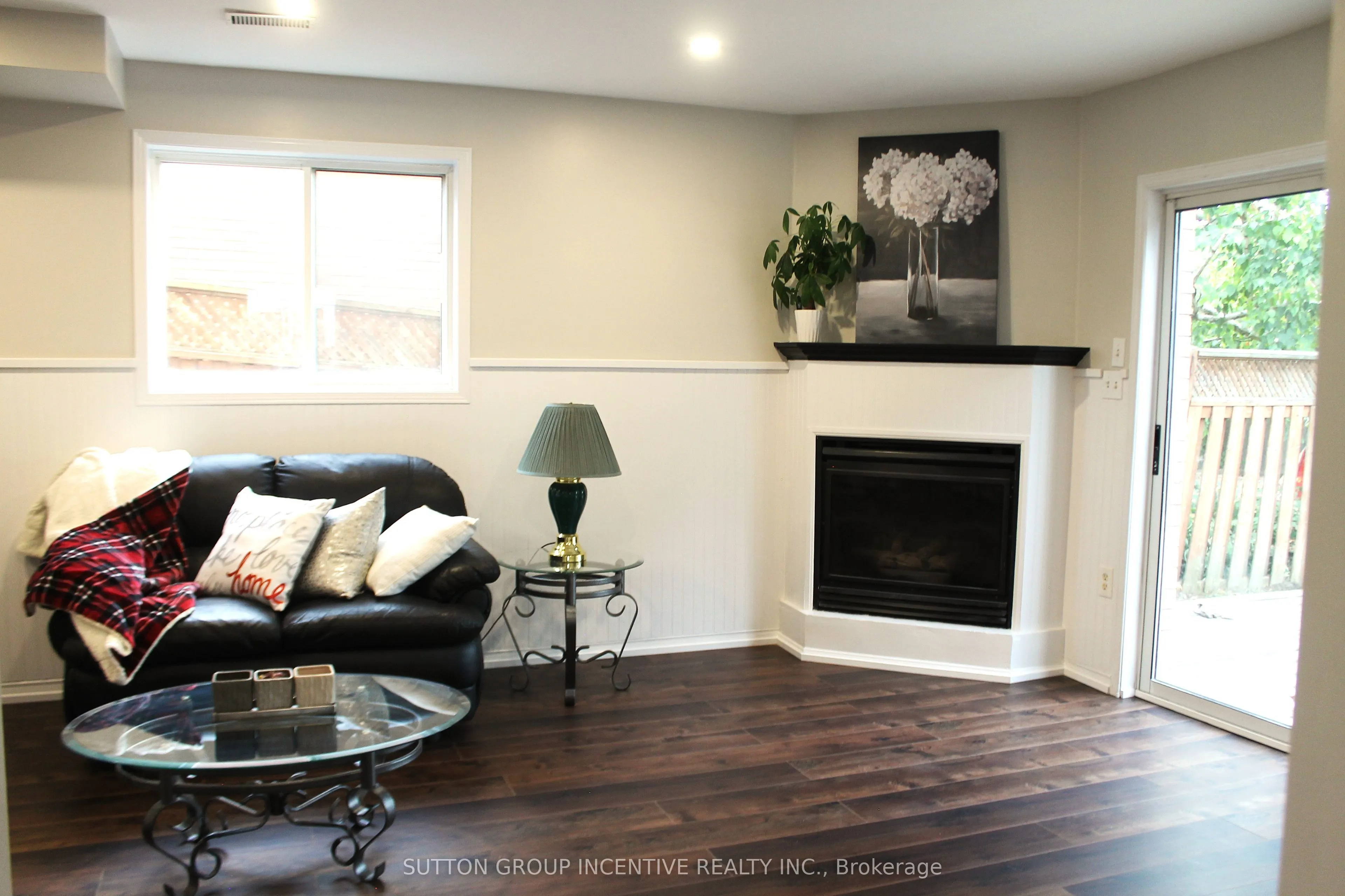 30 Assiniboine Drive