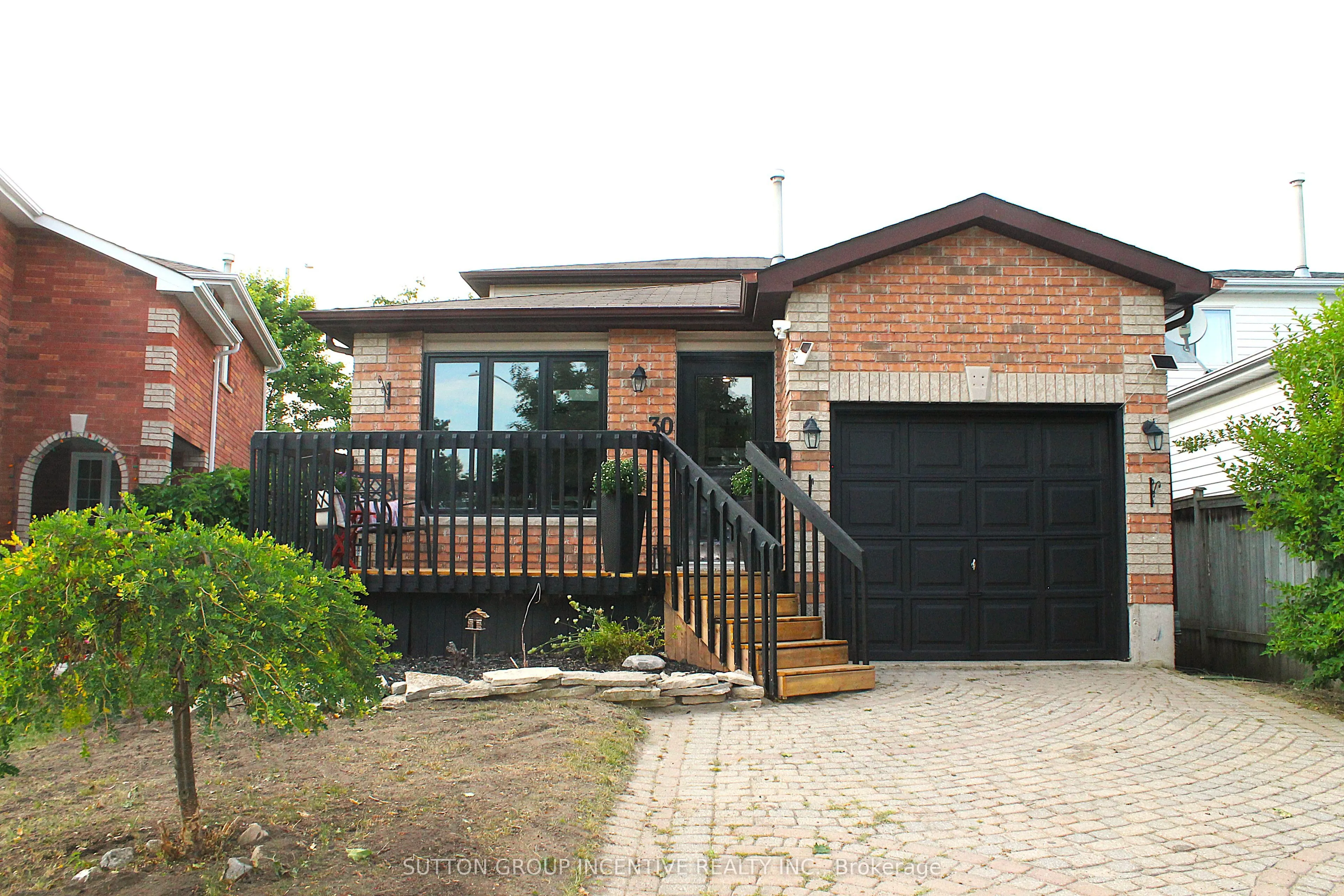 30 Assiniboine Drive