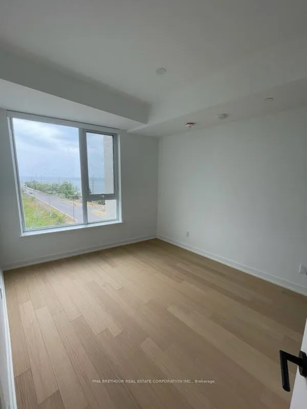 31 Huron Street, #504