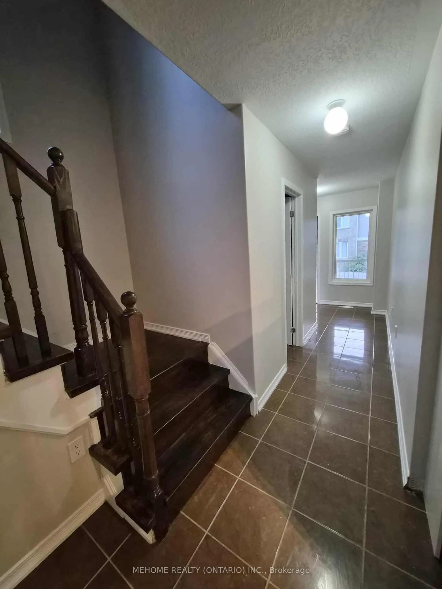 75 Prince William Way E, #24