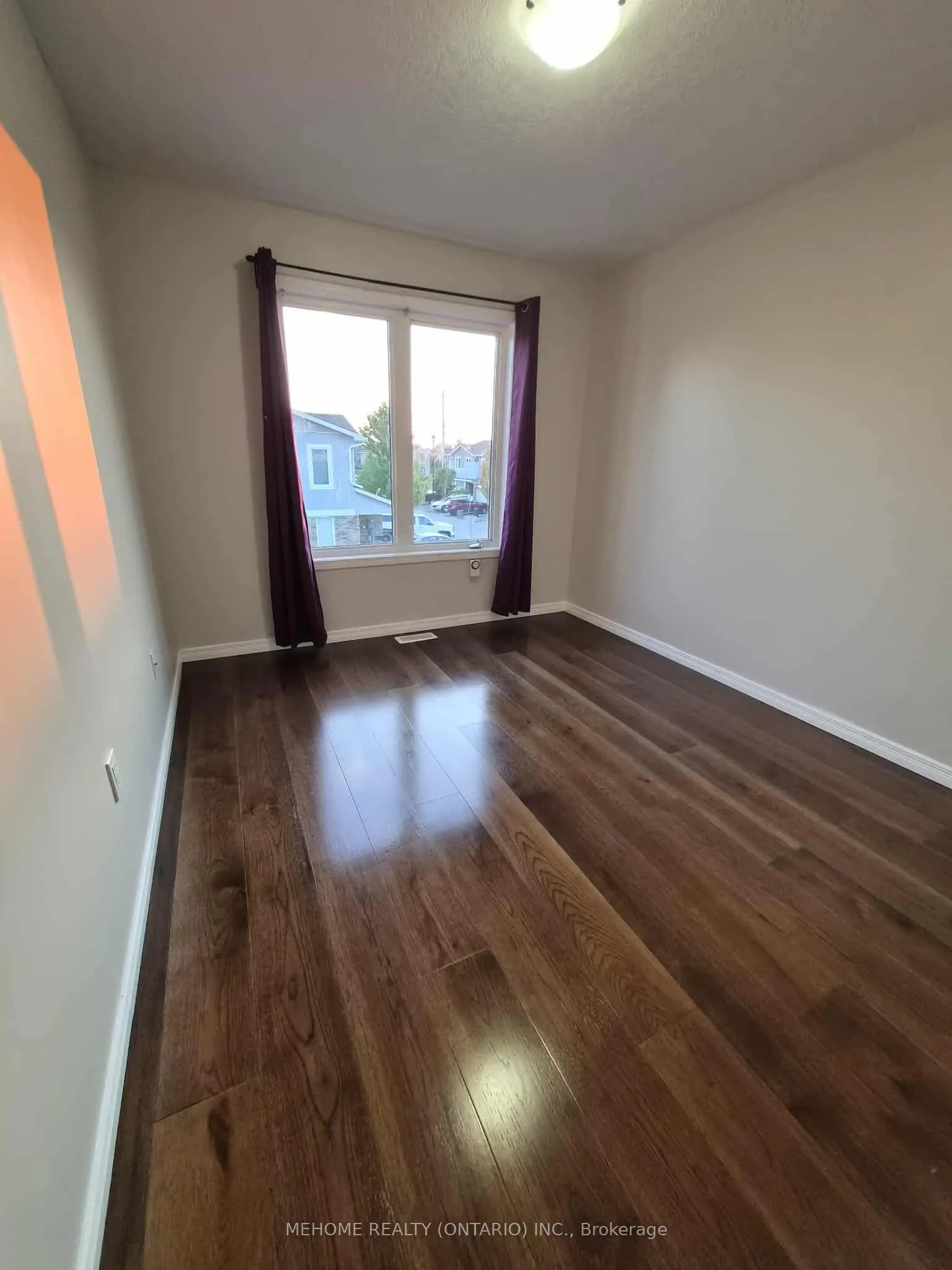 75 Prince William Way E, #24