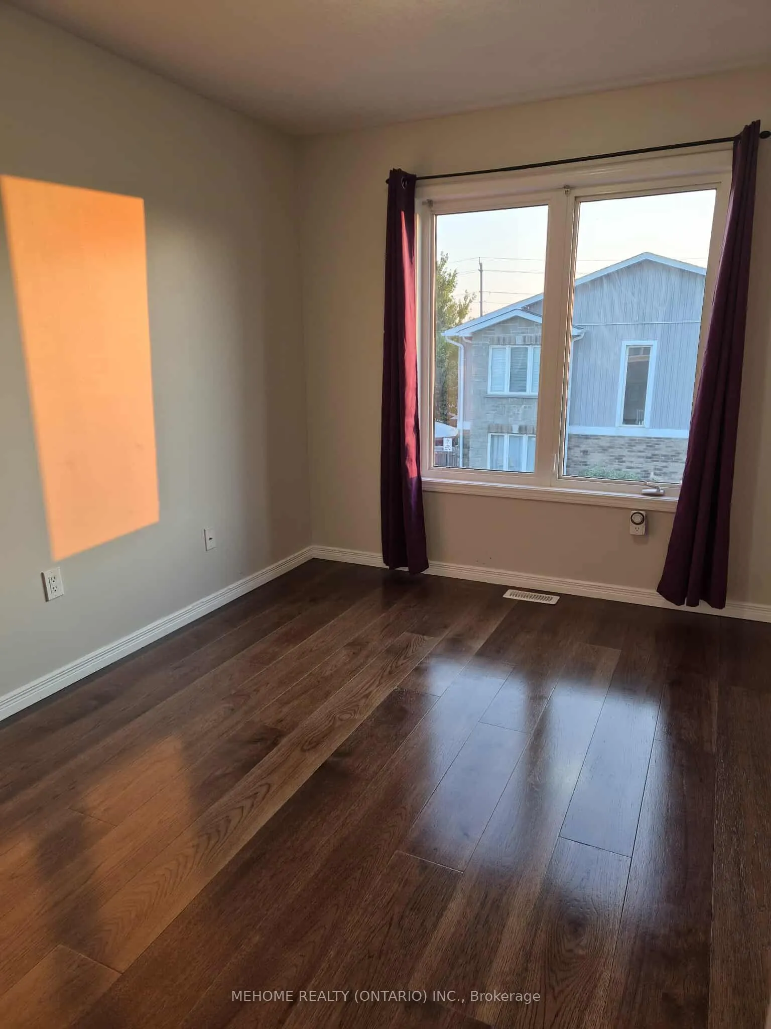 75 Prince William Way E, #24