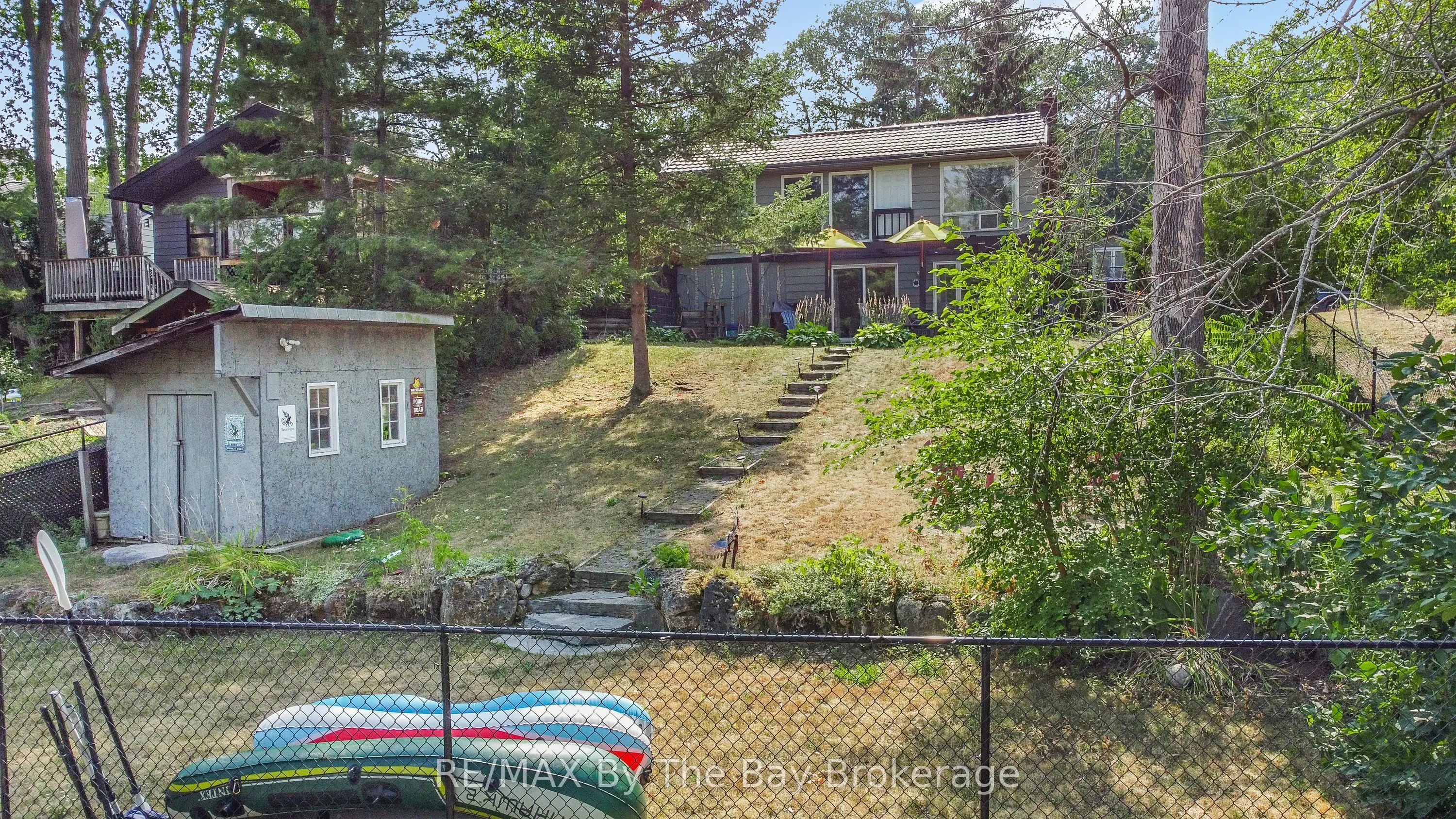103 Sunnidale Road S