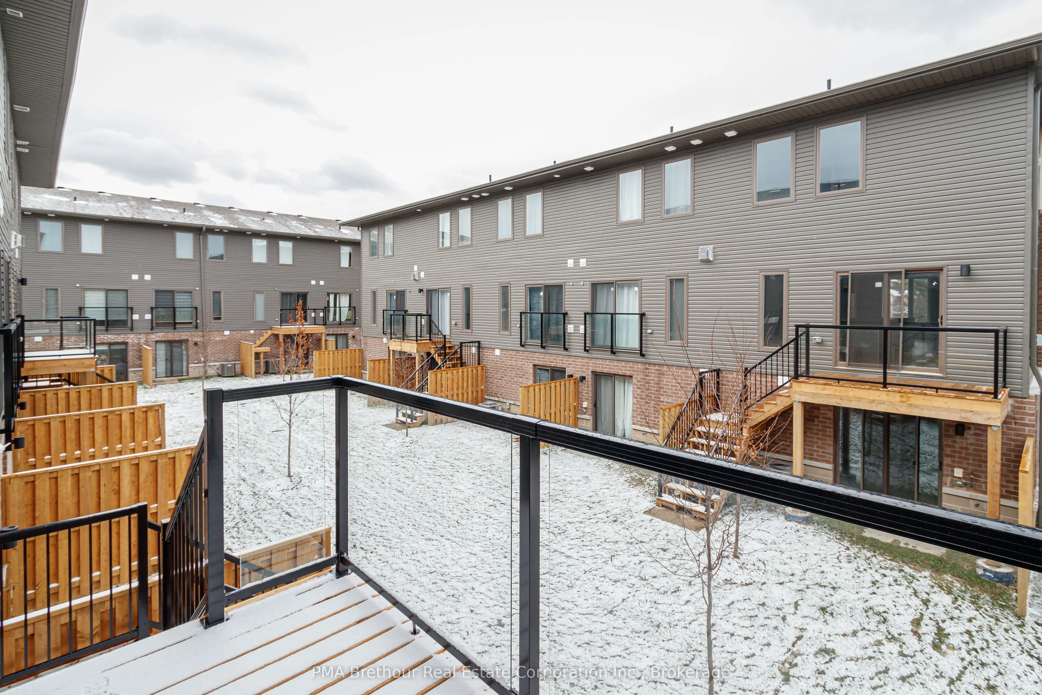 39 Winters Crescent, #1