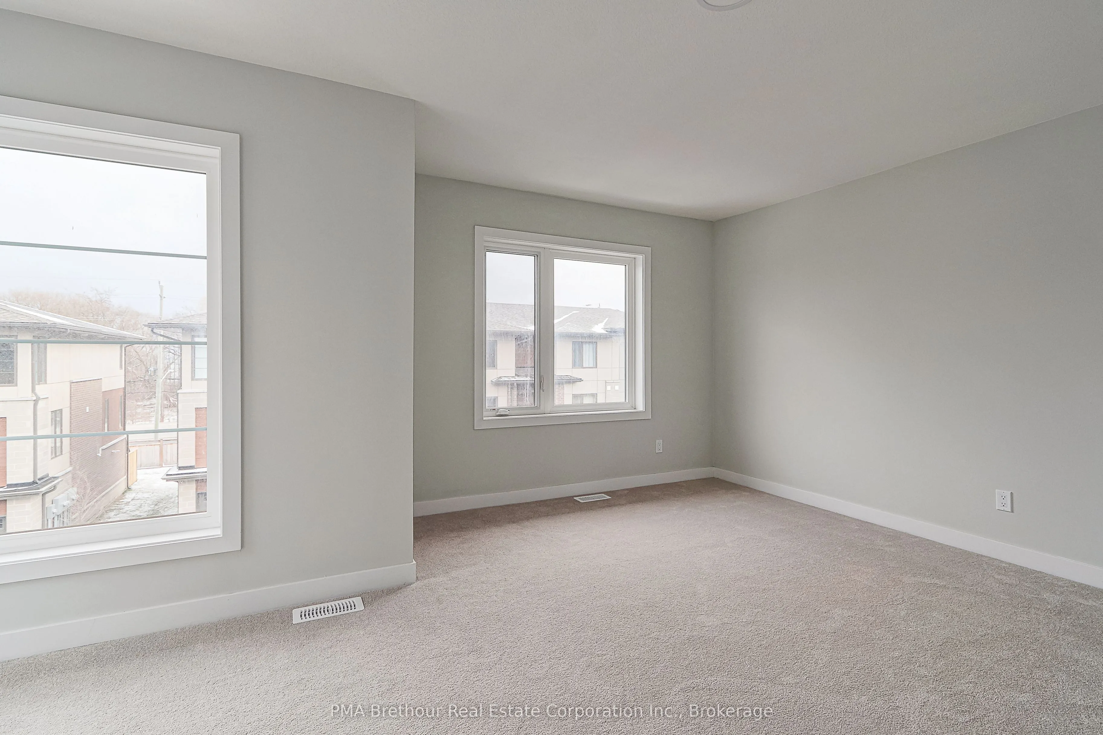 39 Winters Crescent, #1