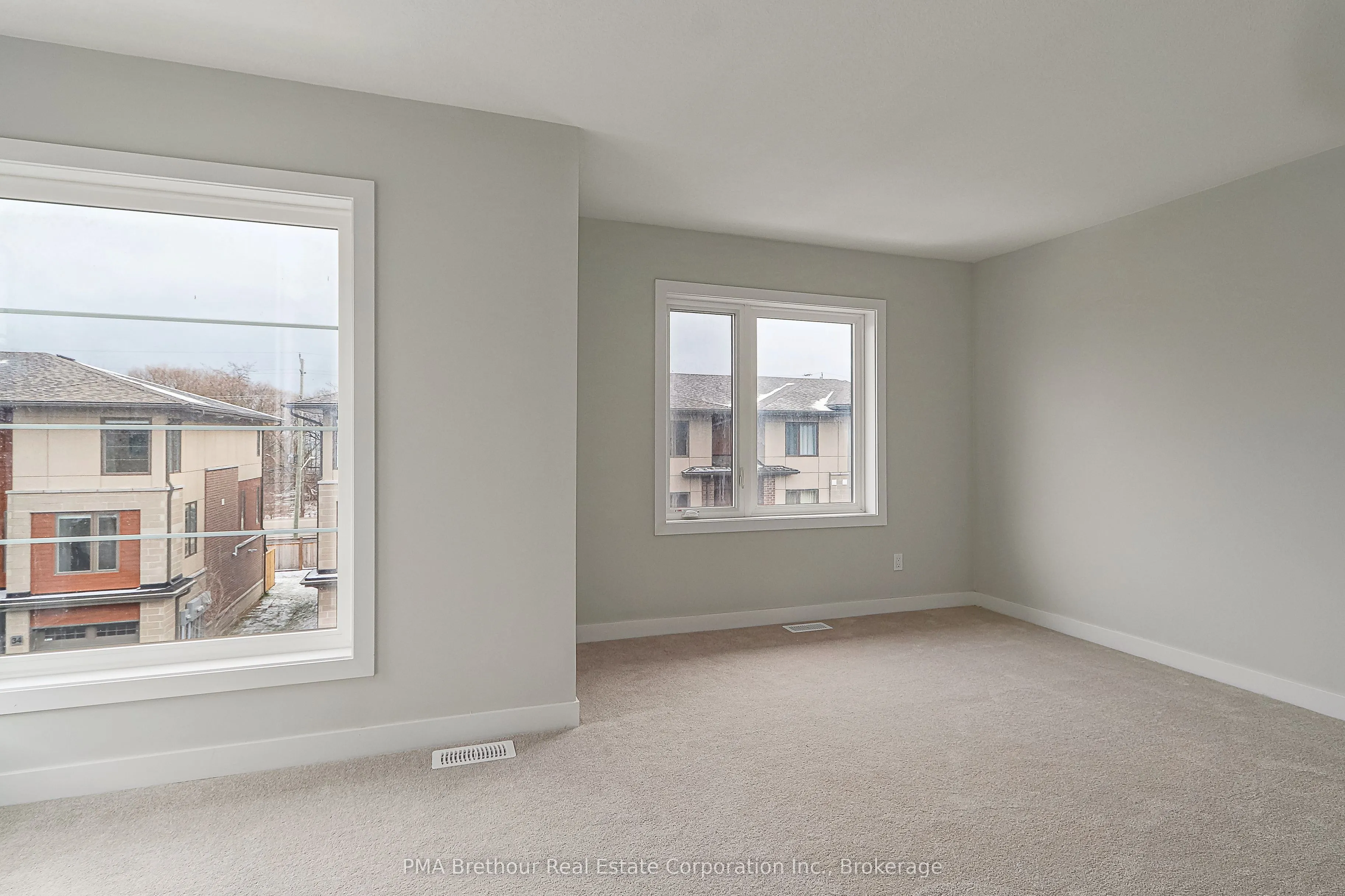 39 Winters Crescent, #1