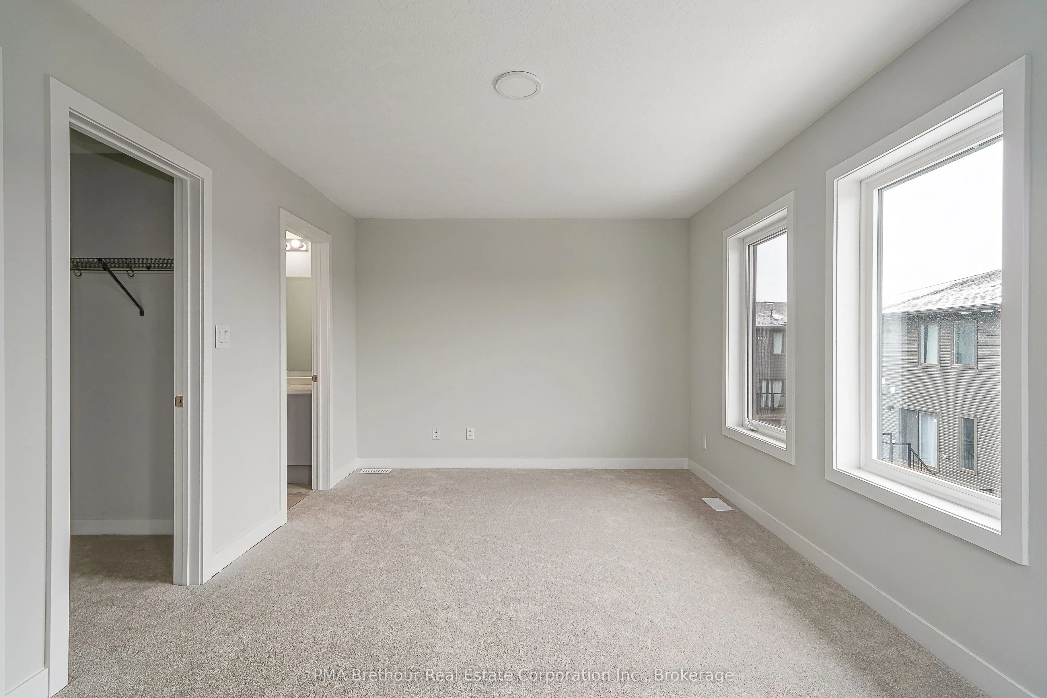 39 Winters Crescent, #1