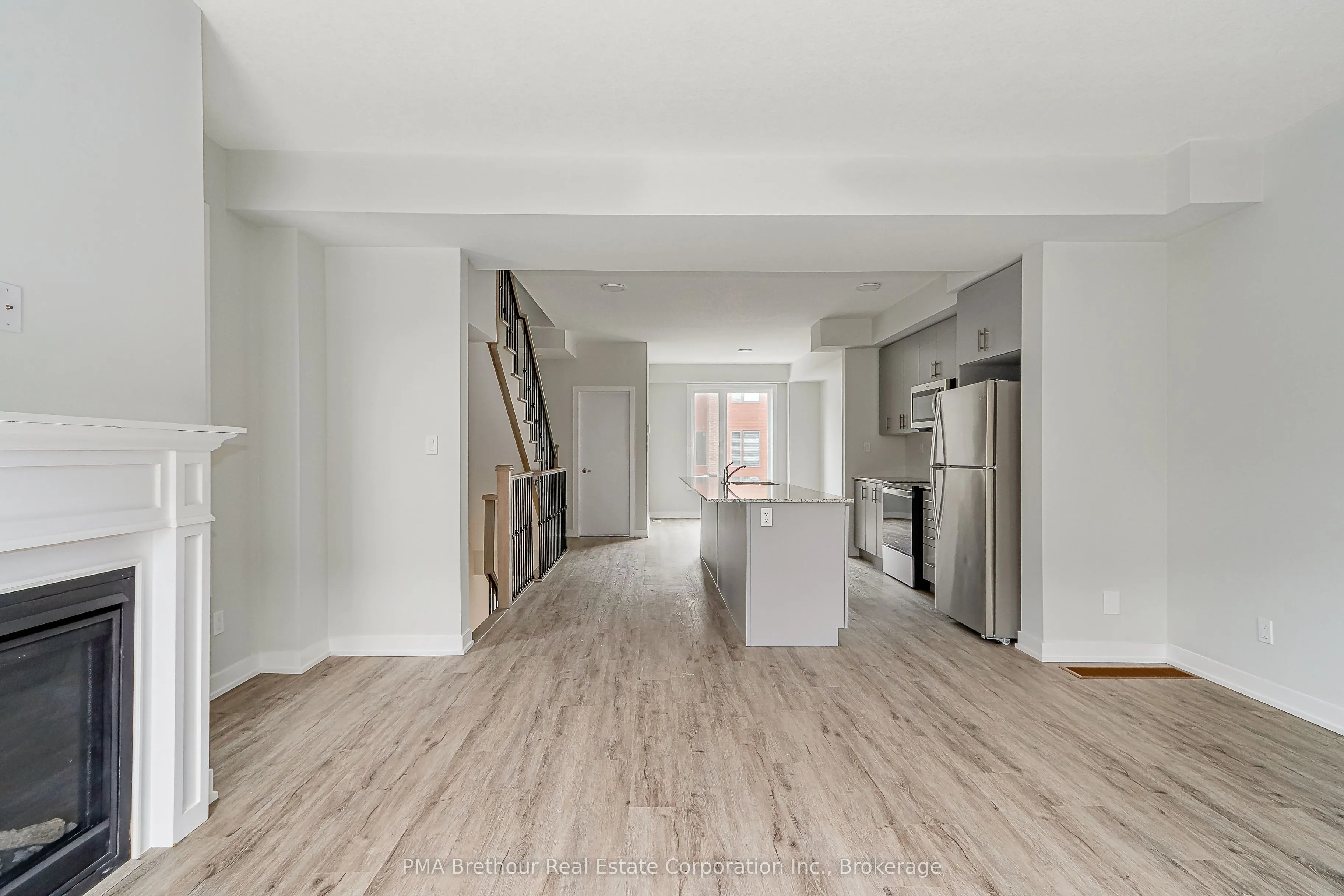 39 Winters Crescent, #1