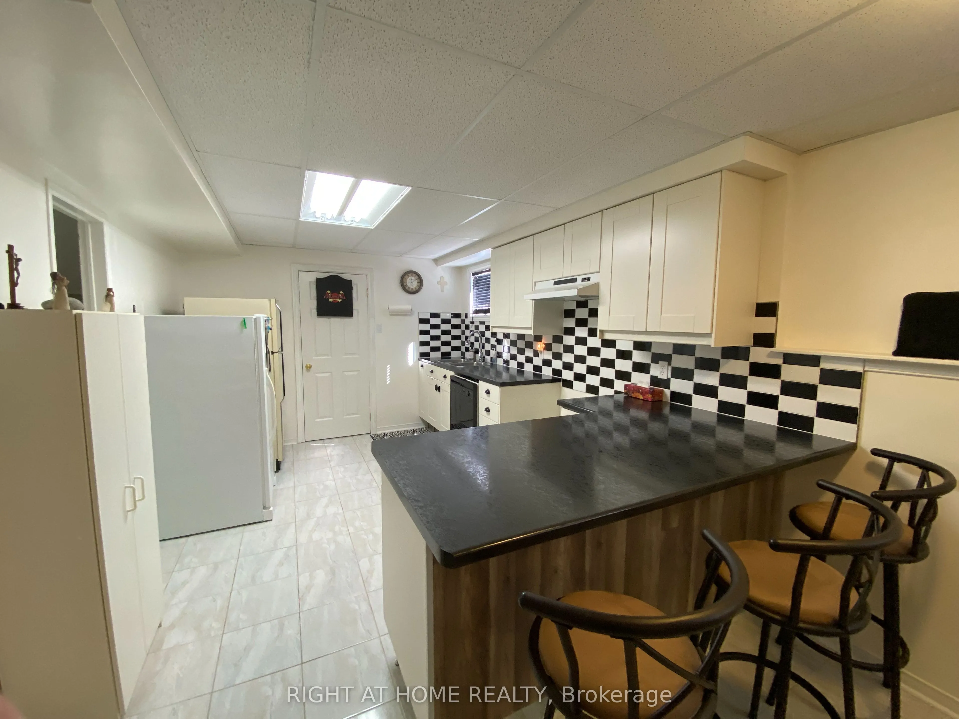 4 Campbell Avenue