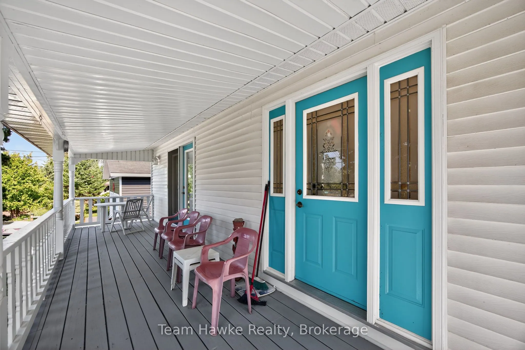 203 Woodlands Avenue