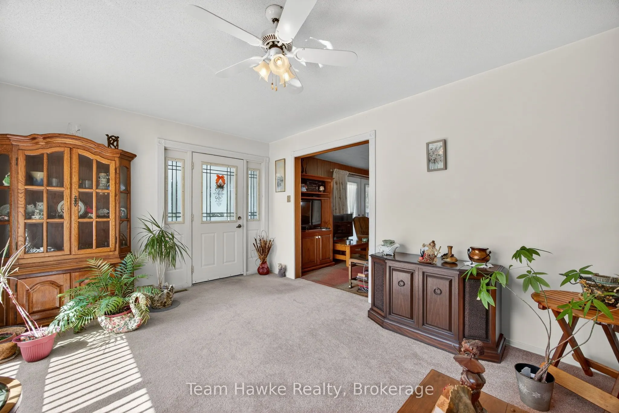 203 Woodlands Avenue