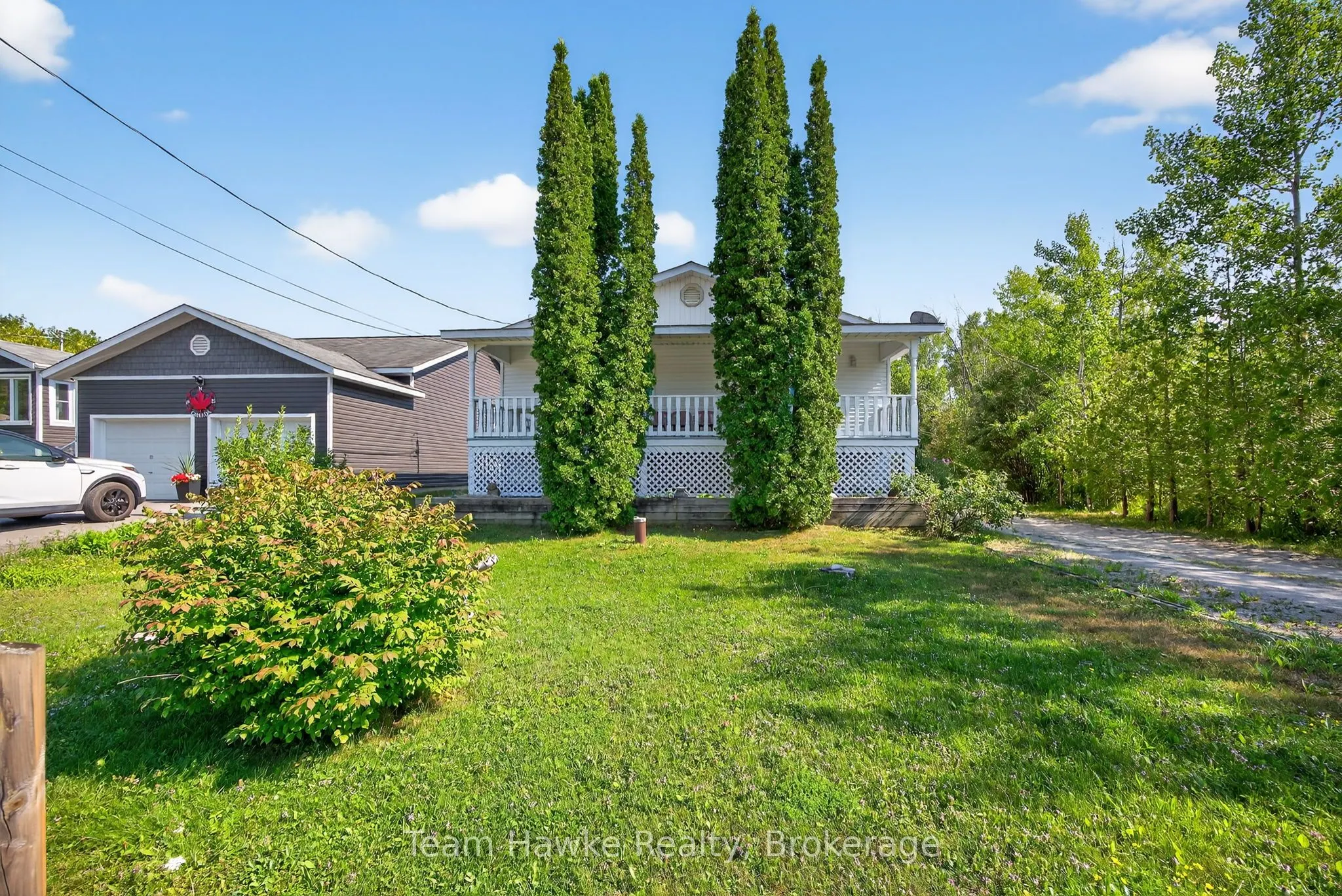 203 Woodlands Avenue