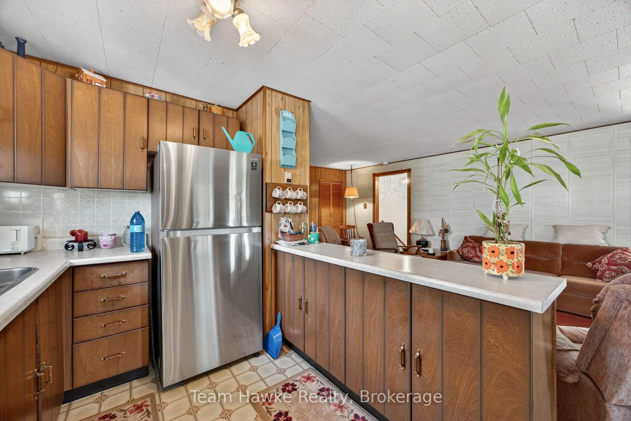 203 Woodlands Avenue