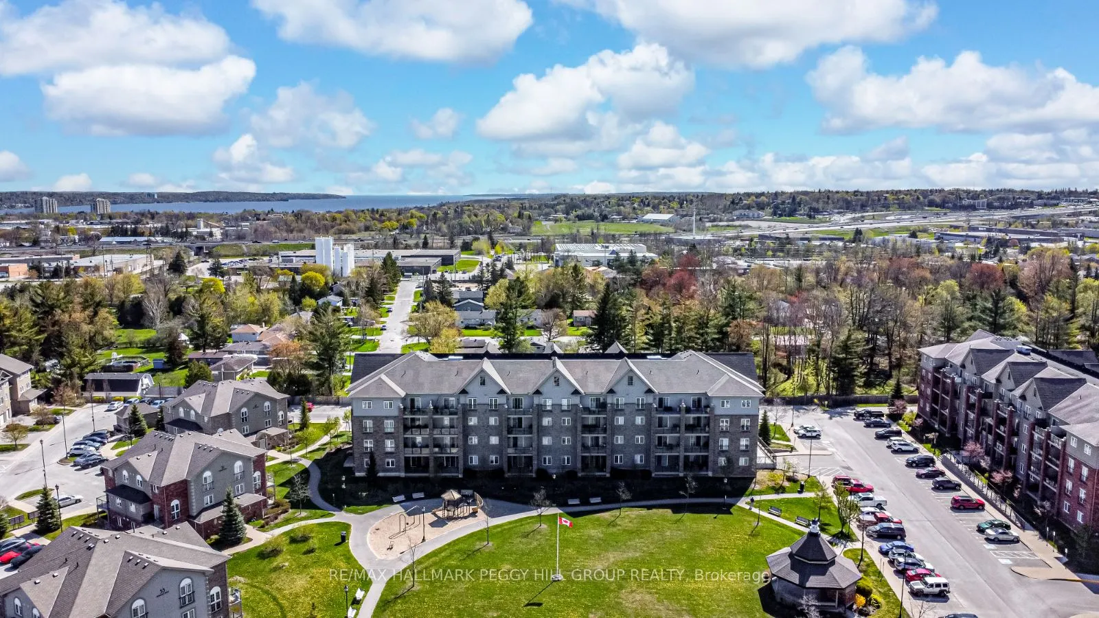 45 Ferndale Drive S, #305