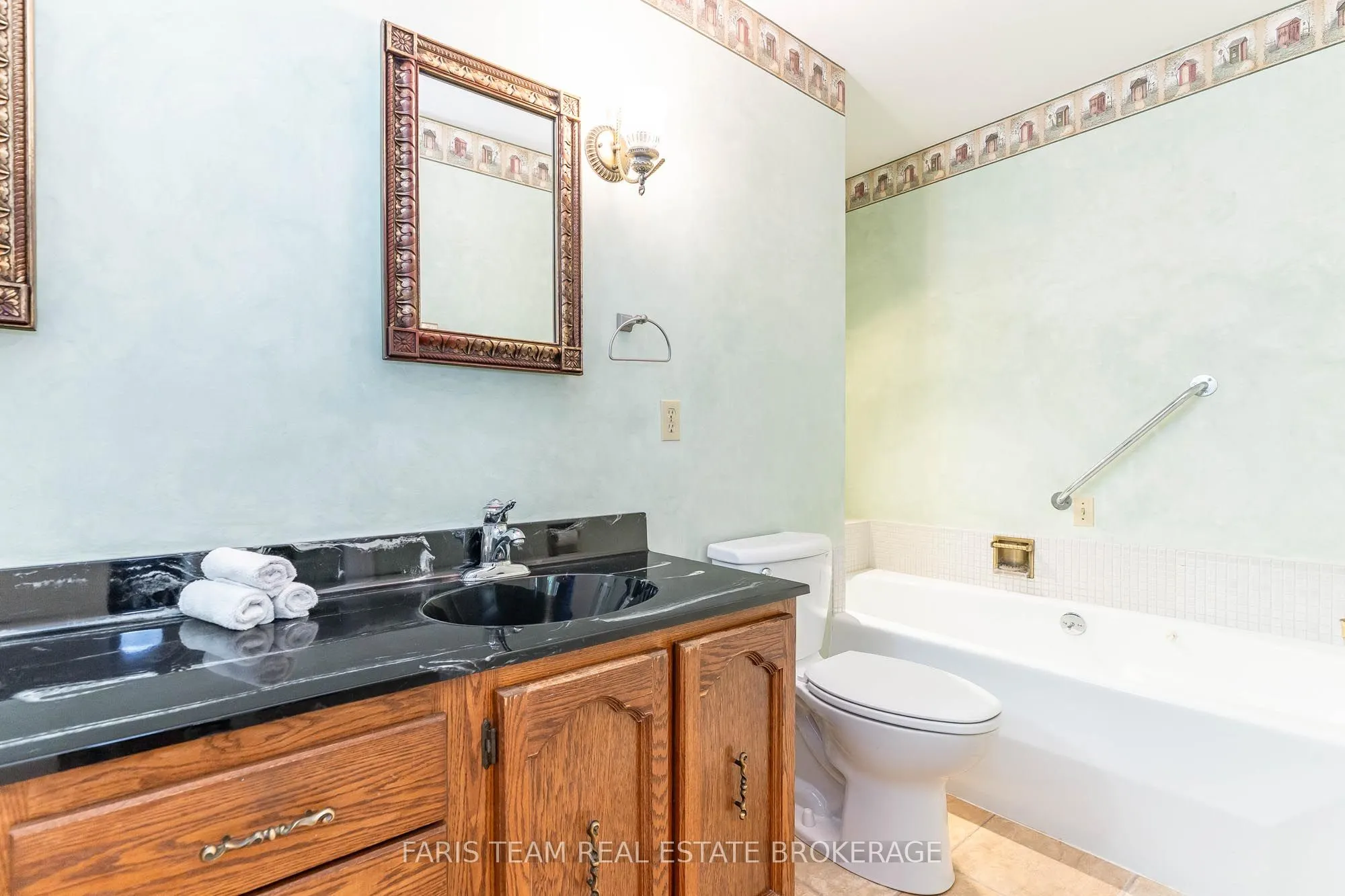 1 Southwood Circle