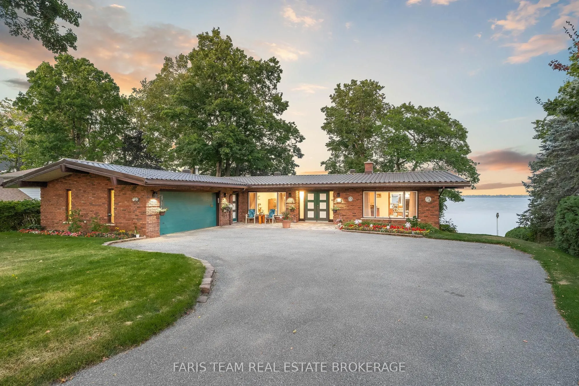 1 Southwood Circle