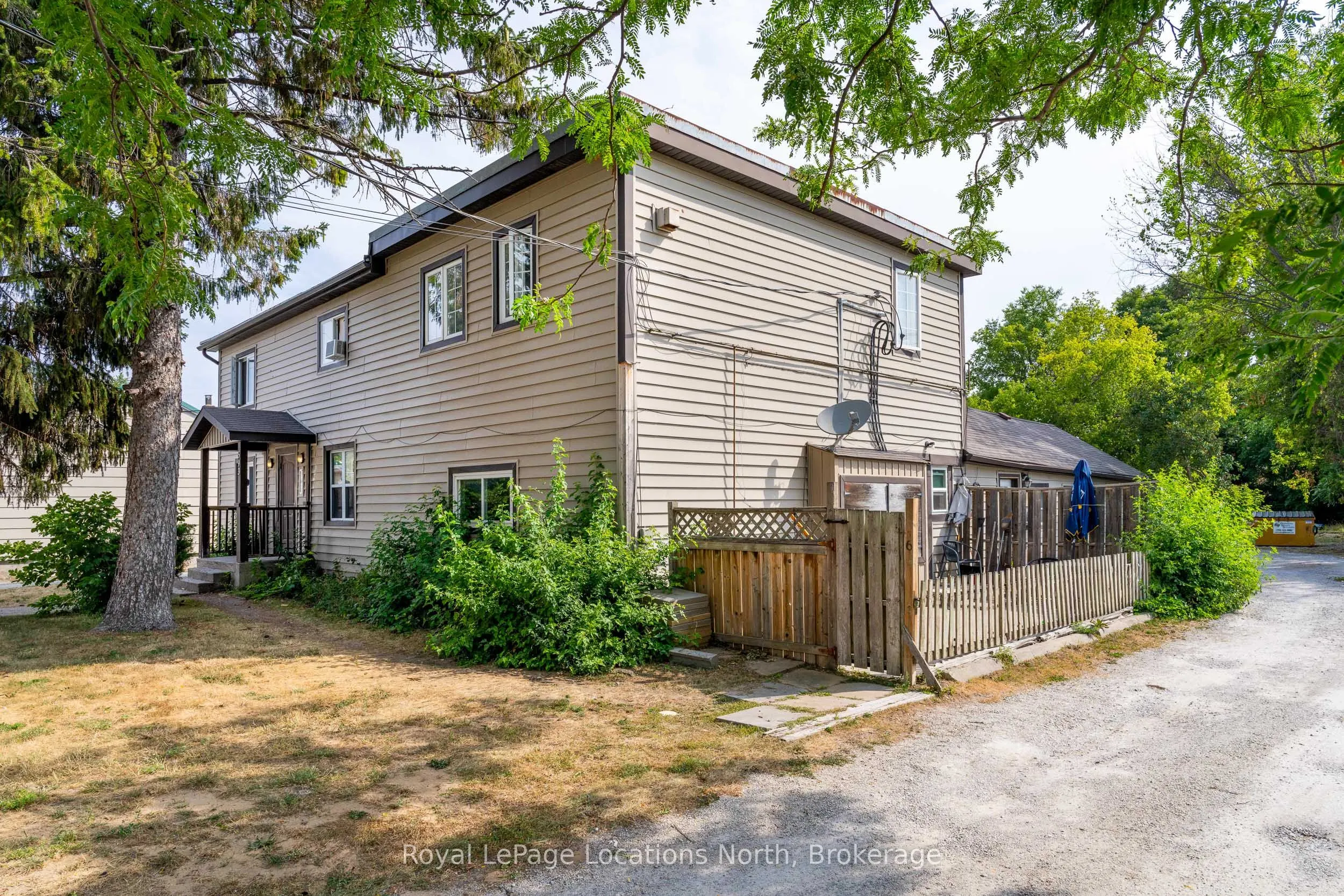 593 HURONTARIO Street
