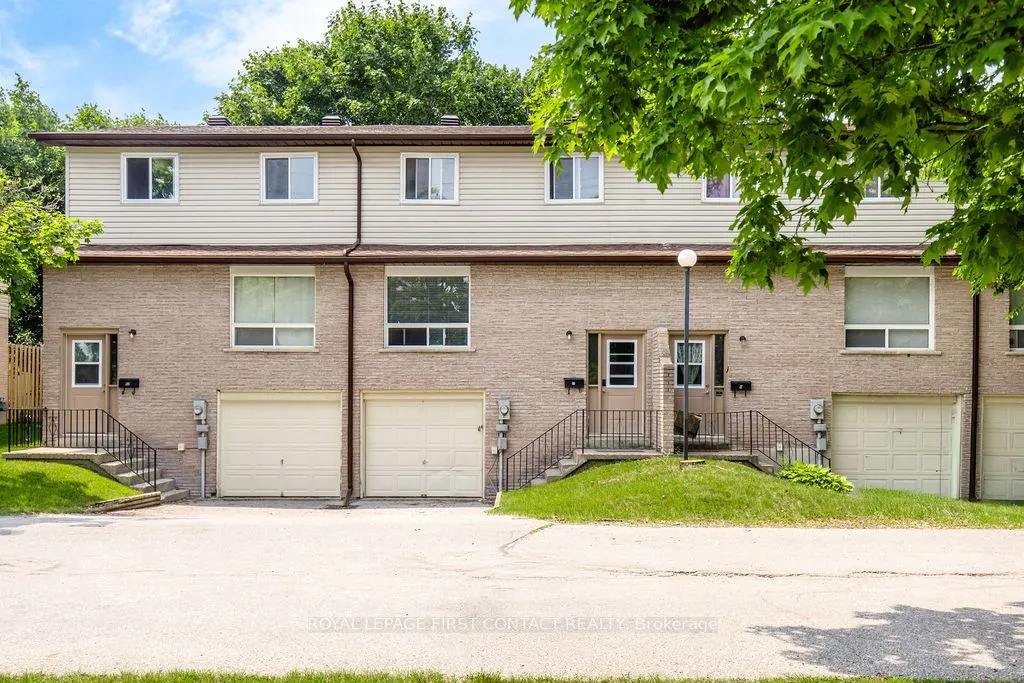 1095 Mississaga Street W, #10