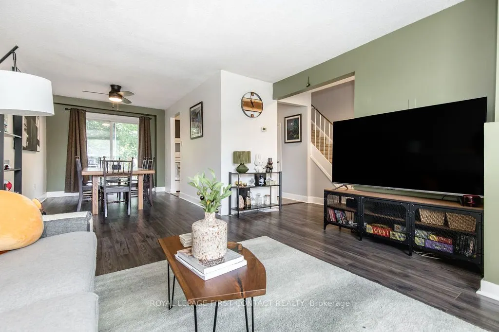 1095 Mississaga Street W, #10