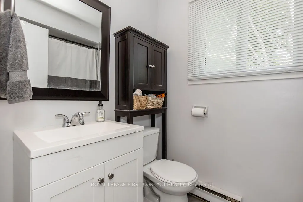 1095 Mississaga Street W, #10