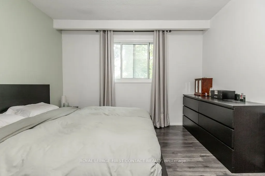 1095 Mississaga Street W, #10