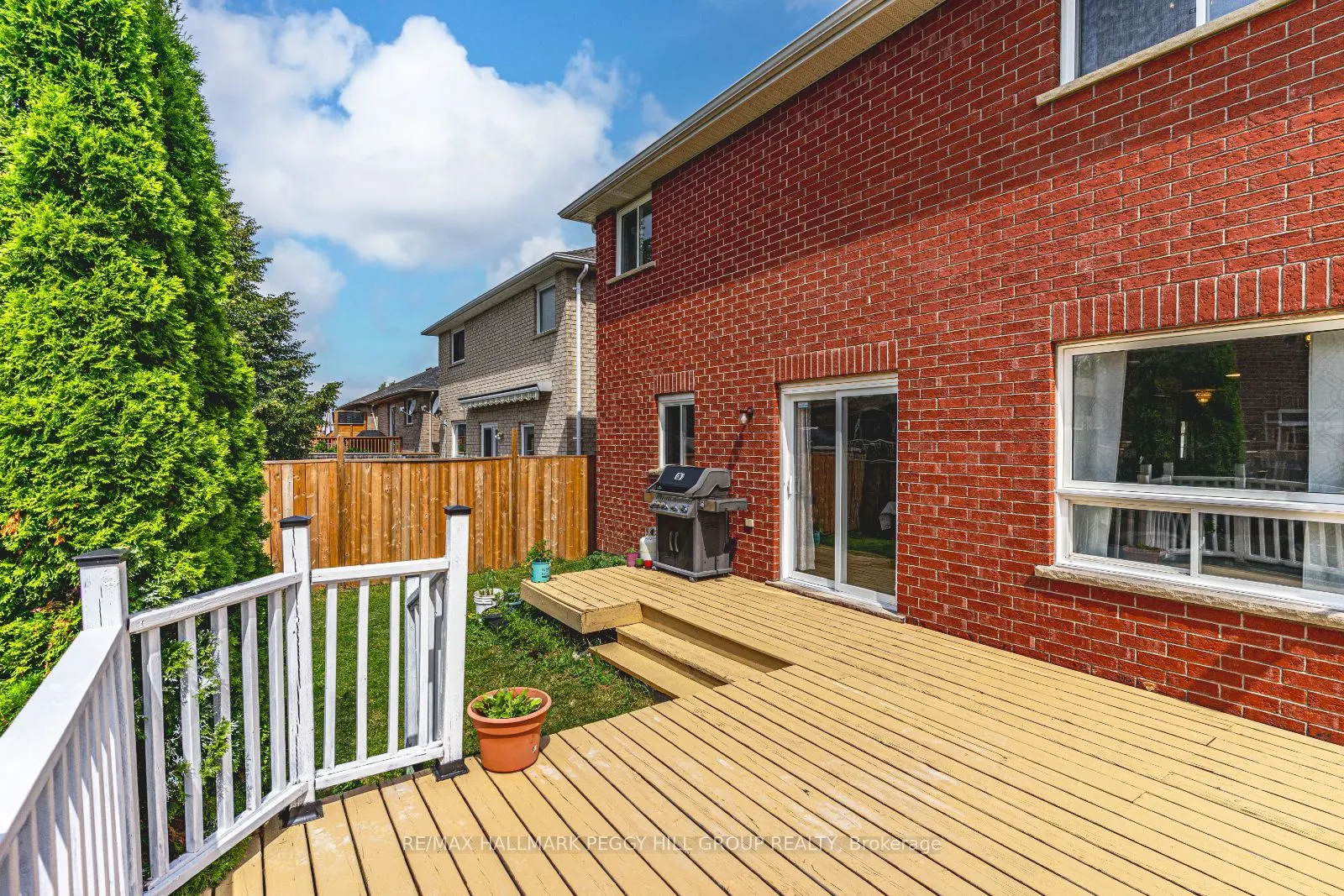 9 Buggs Gate