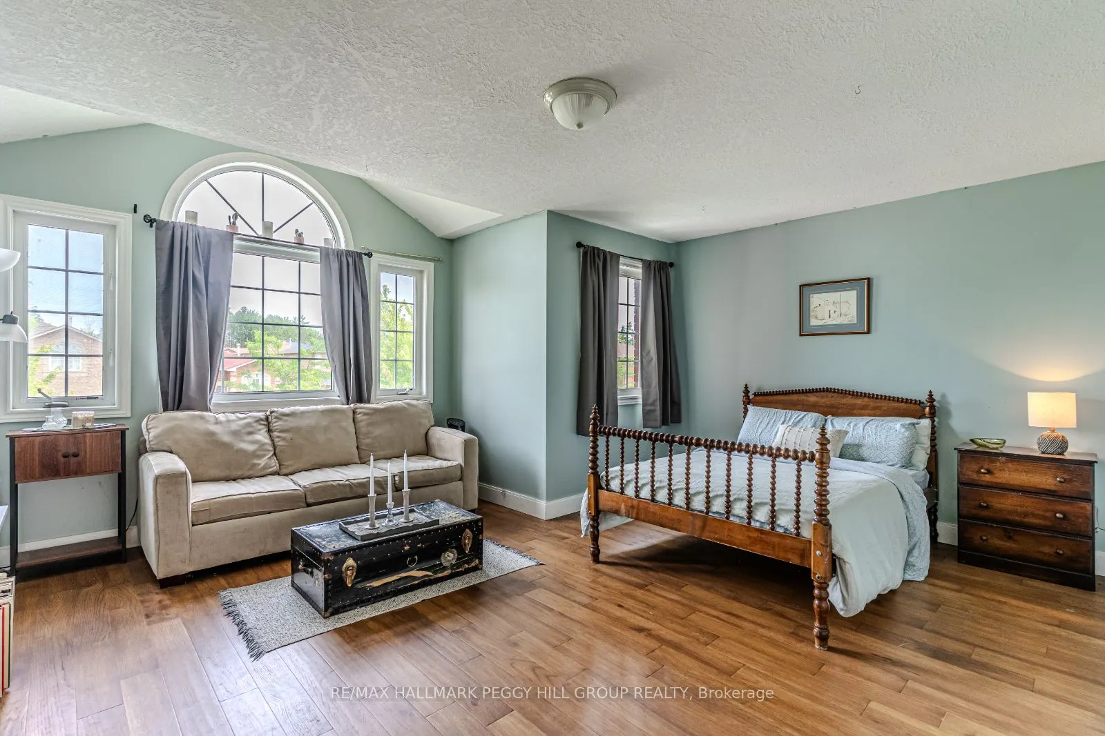 9 Buggs Gate
