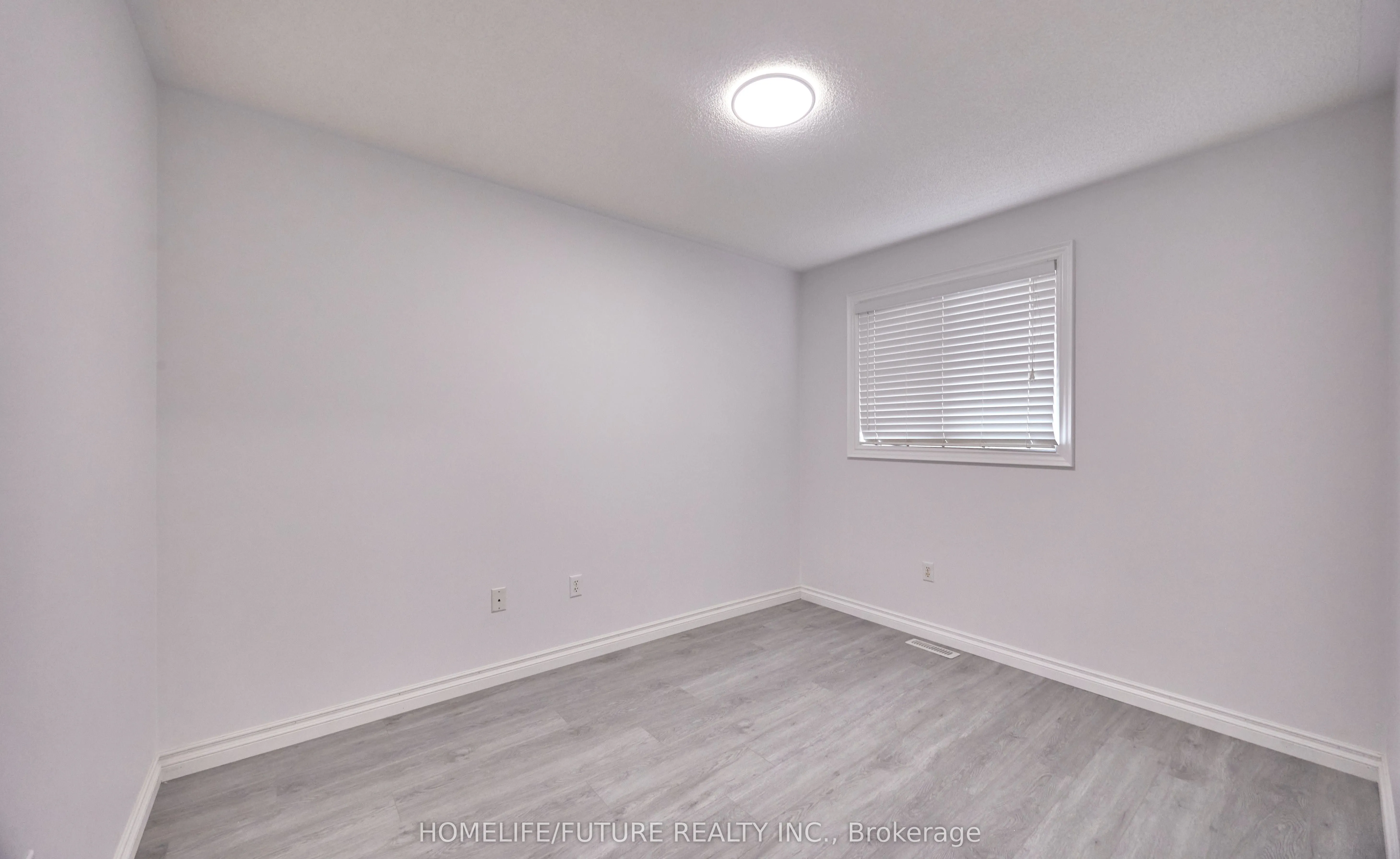 6 Pickett Crescent