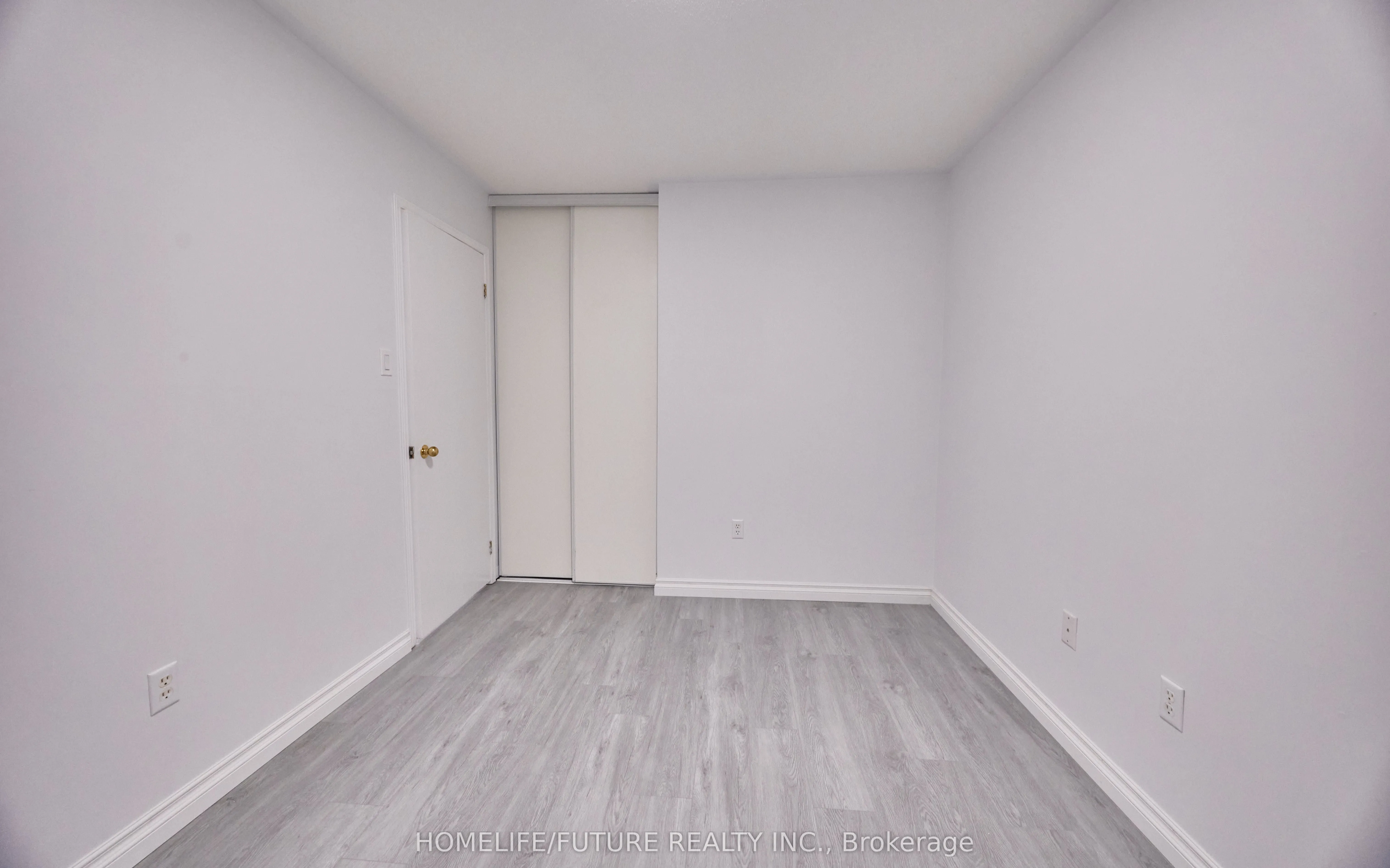 6 Pickett Crescent