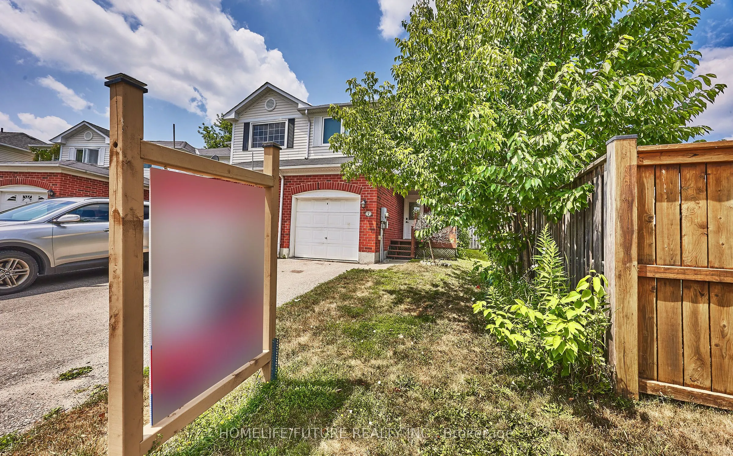 6 Pickett Crescent