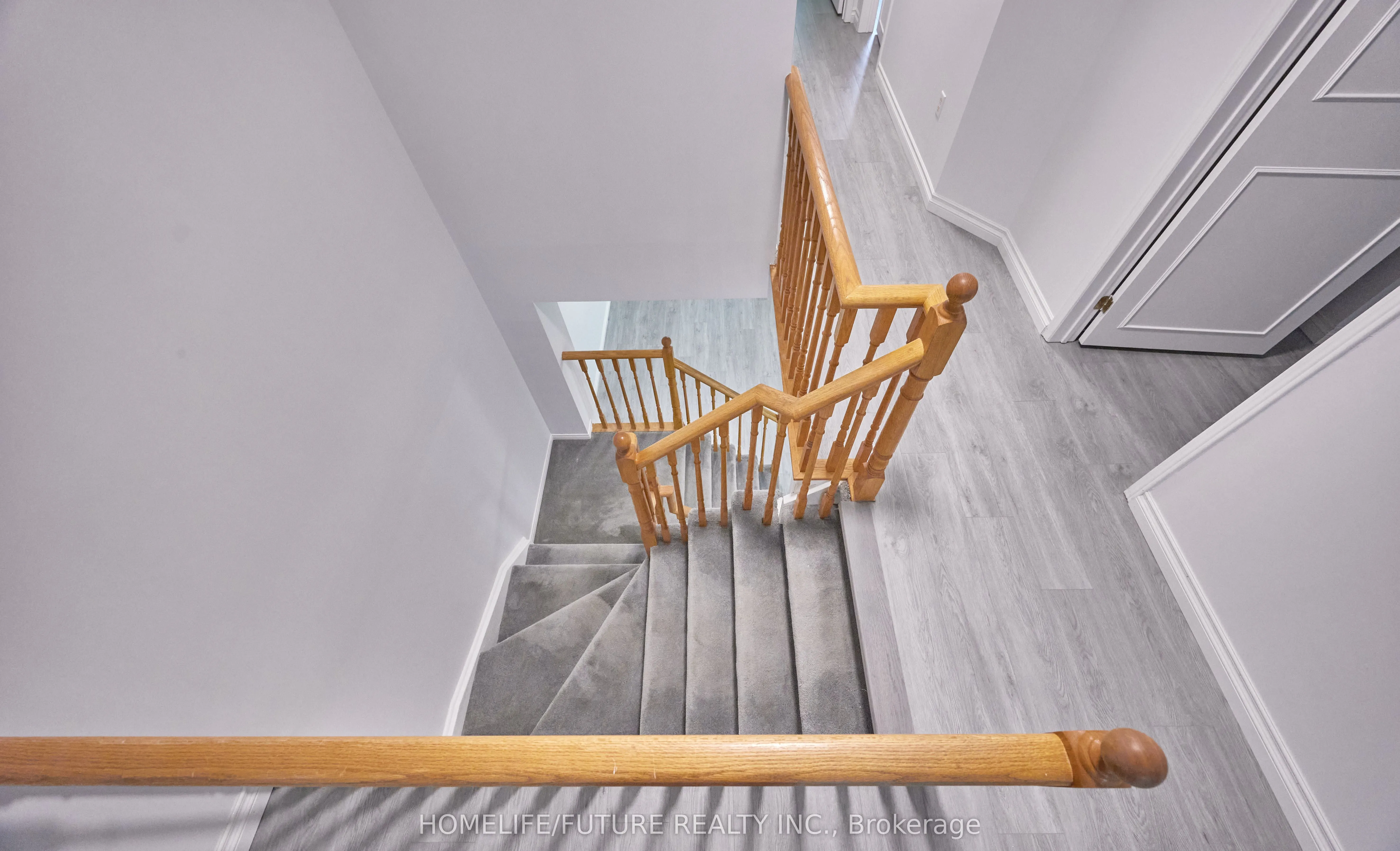 6 Pickett Crescent