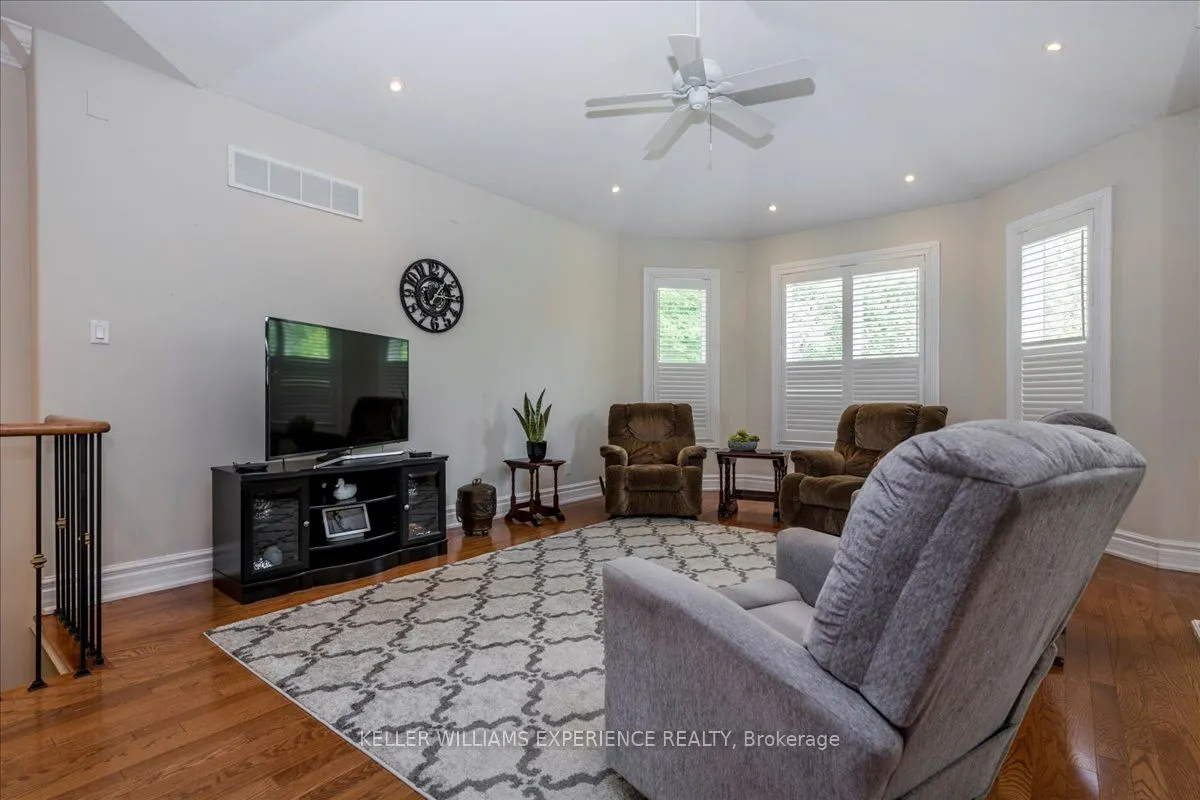 34 Heatherwood Drive