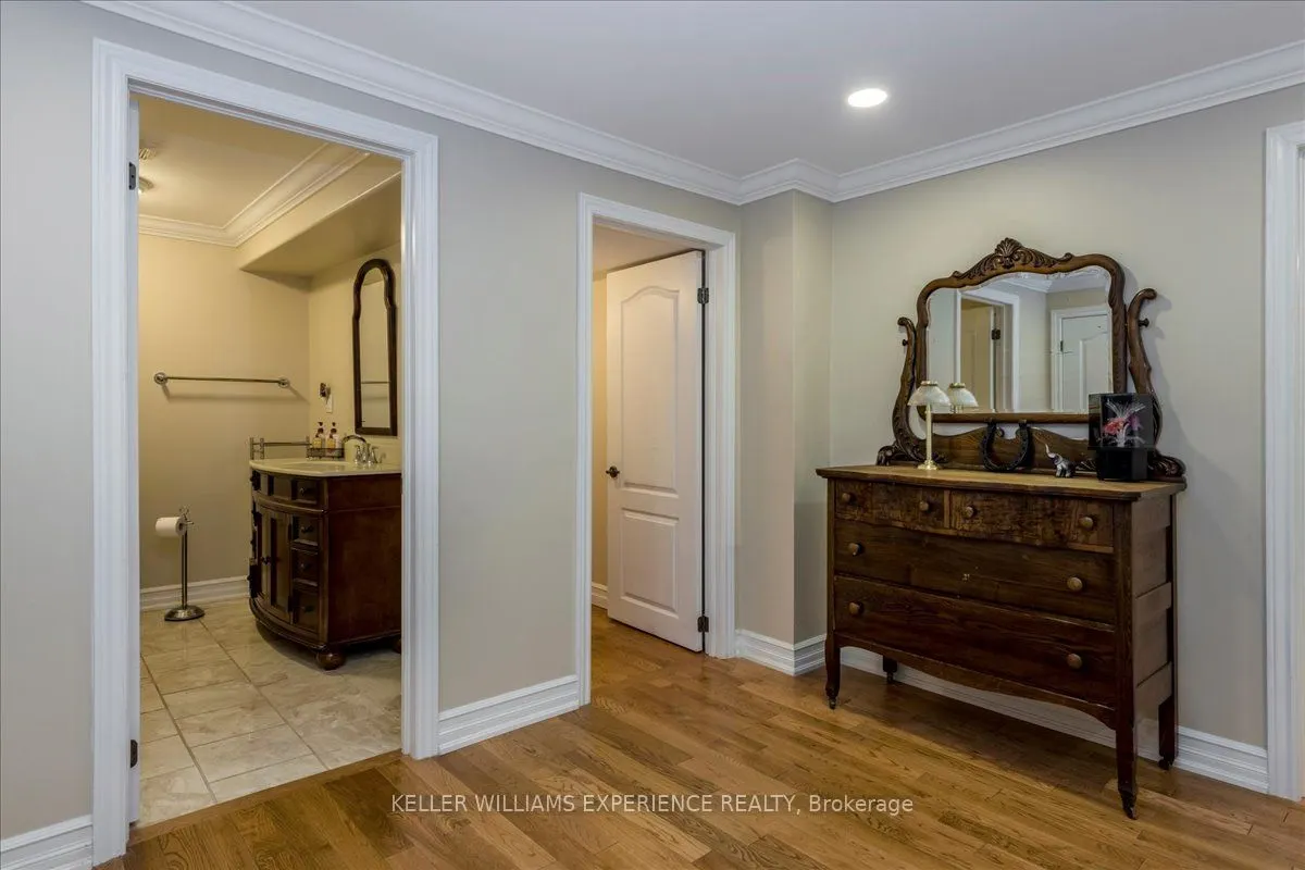 34 Heatherwood Drive