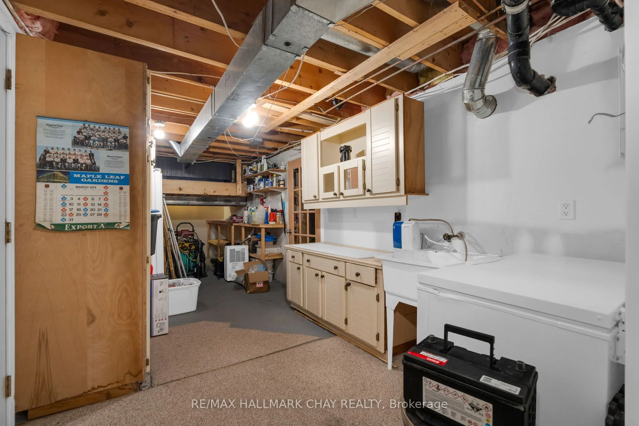 1290 Golf Course Road