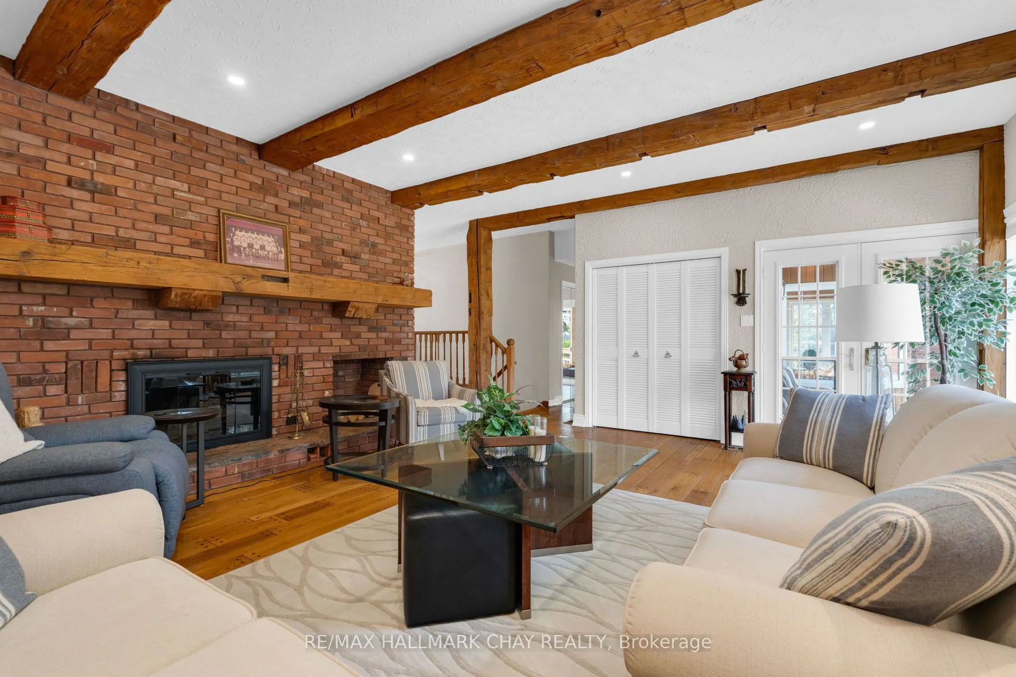 1290 Golf Course Road
