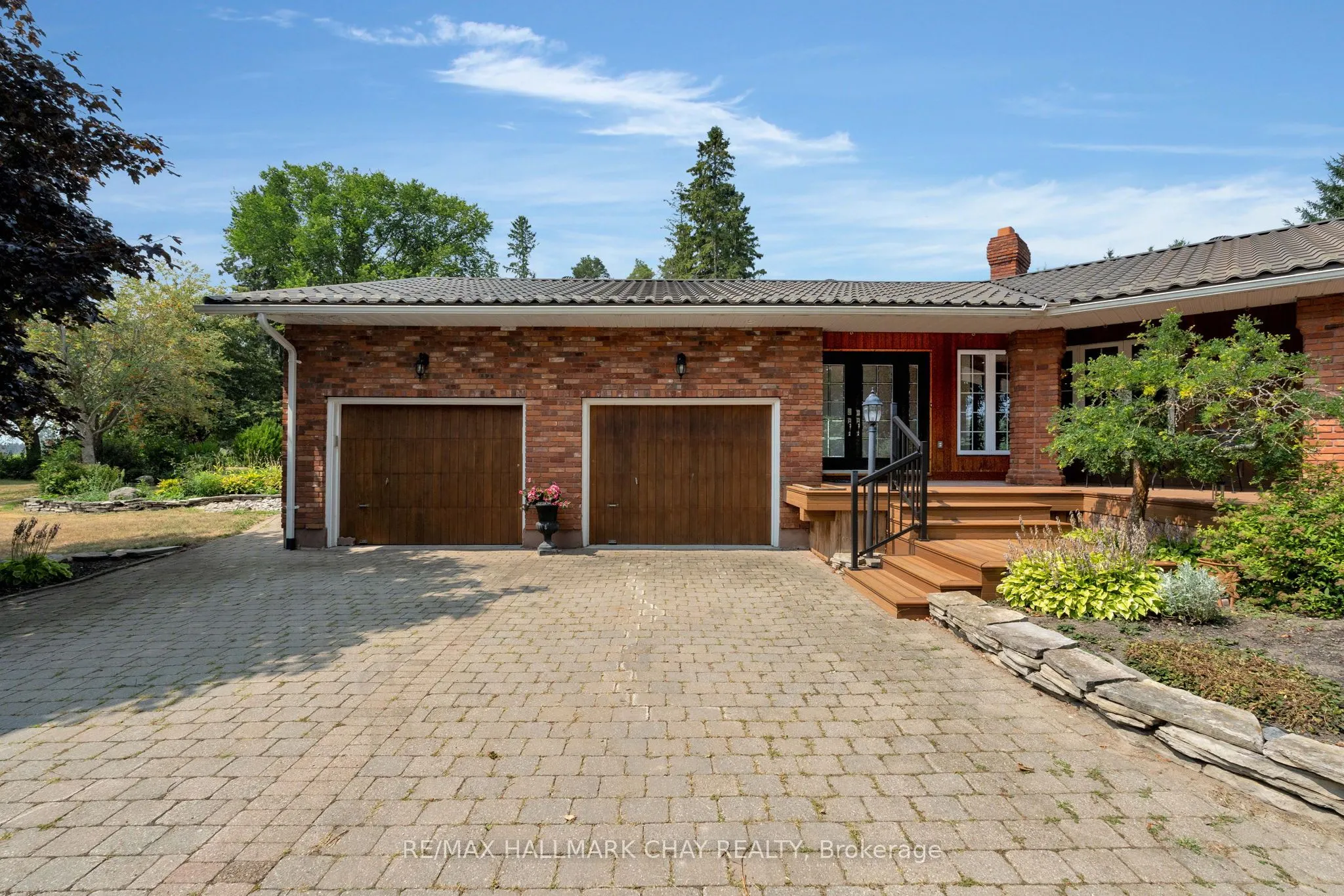 1290 Golf Course Road