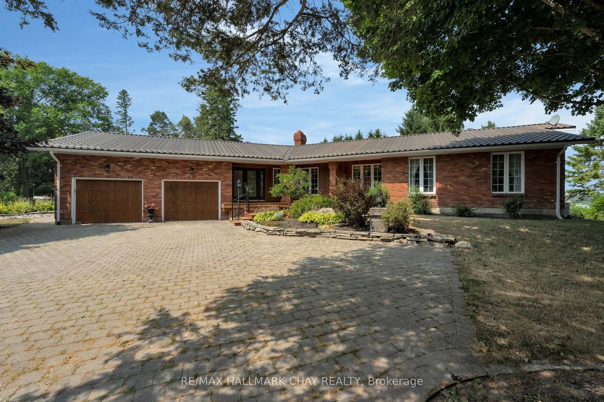1290 Golf Course Road