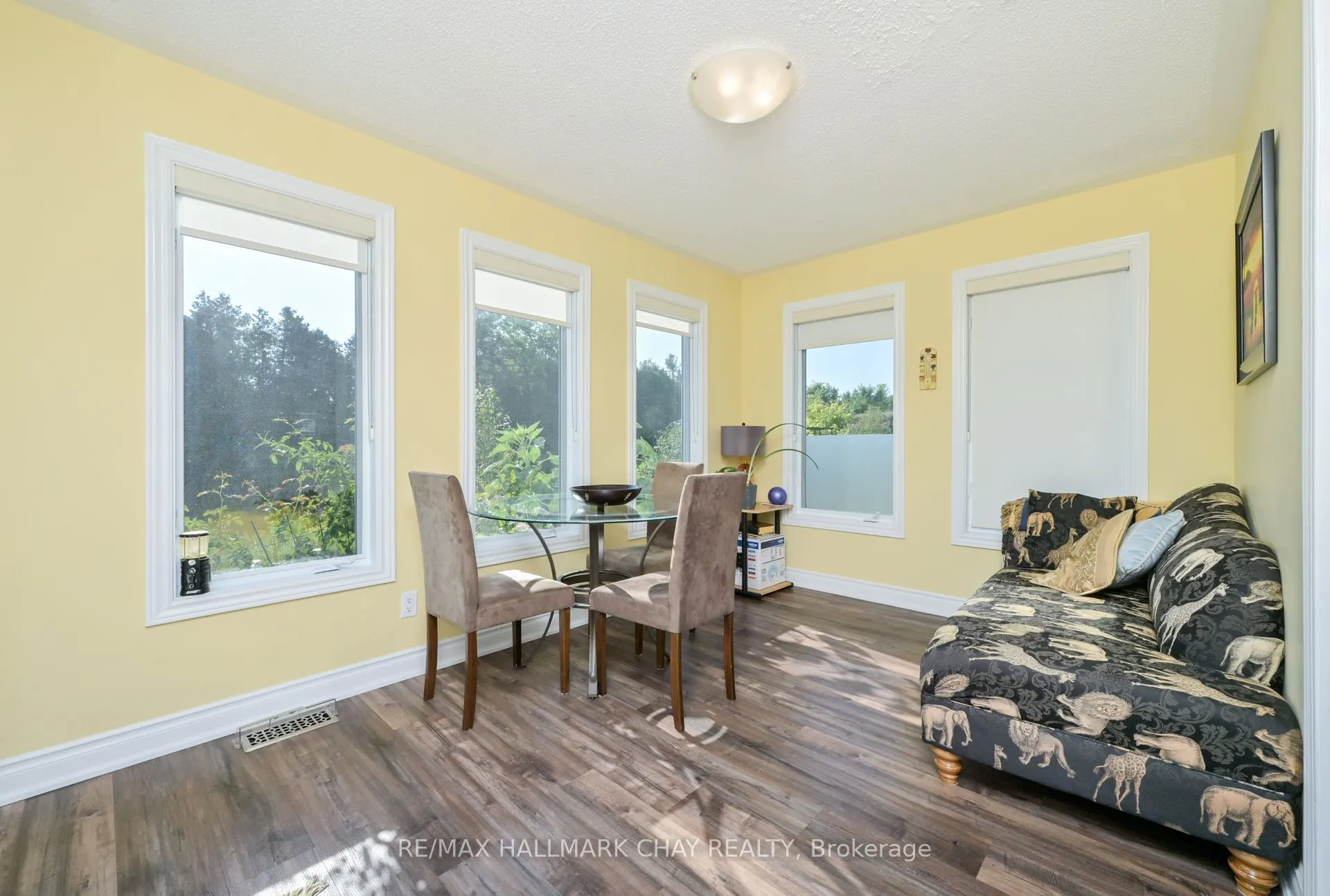 23 Sinclair Crescent