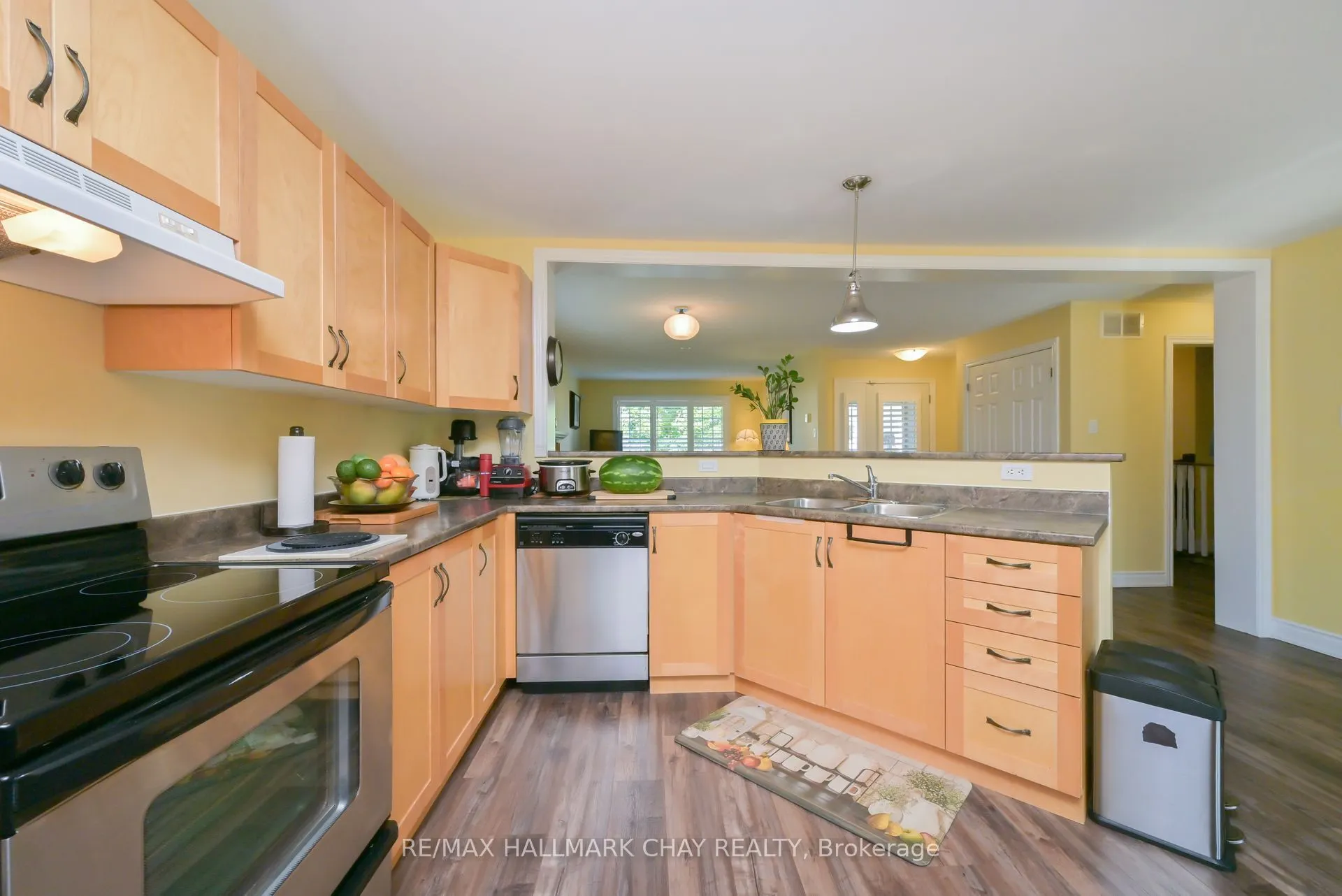 23 Sinclair Crescent
