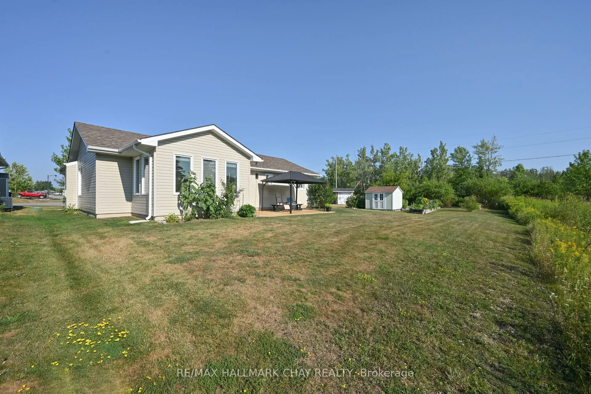 23 Sinclair Crescent