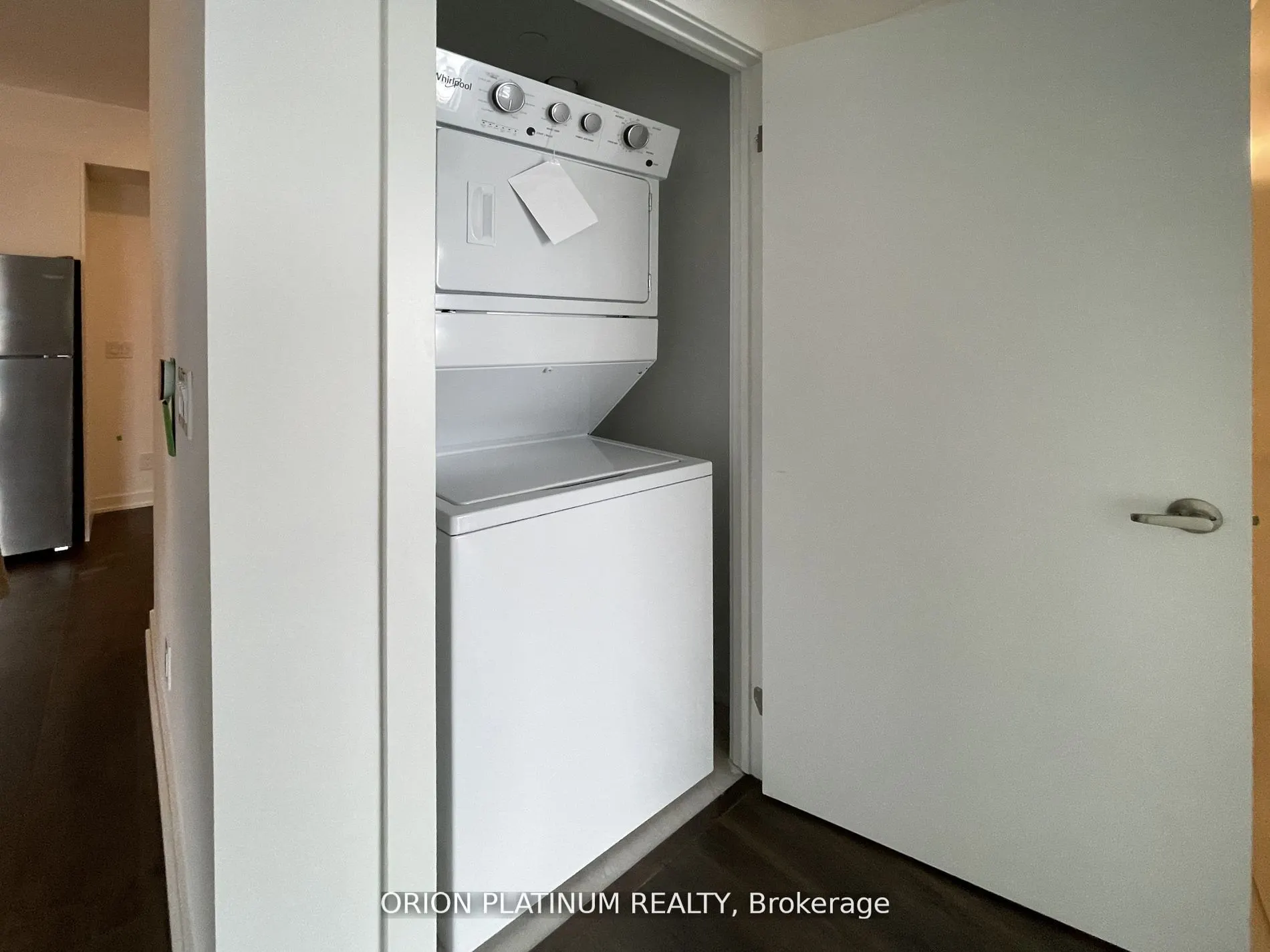 56 Lakeside Terrace, #604