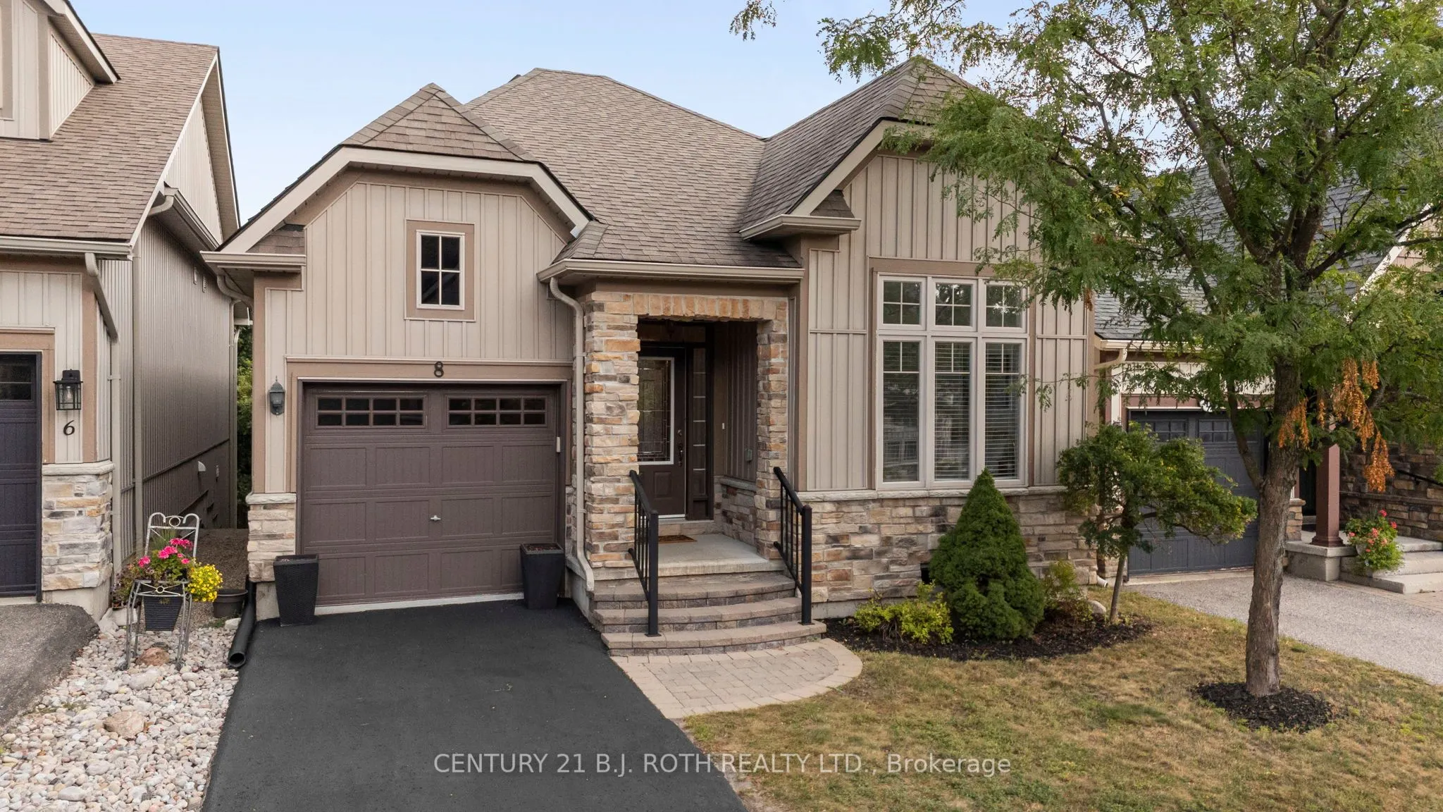 8 CANTERBURY Circle