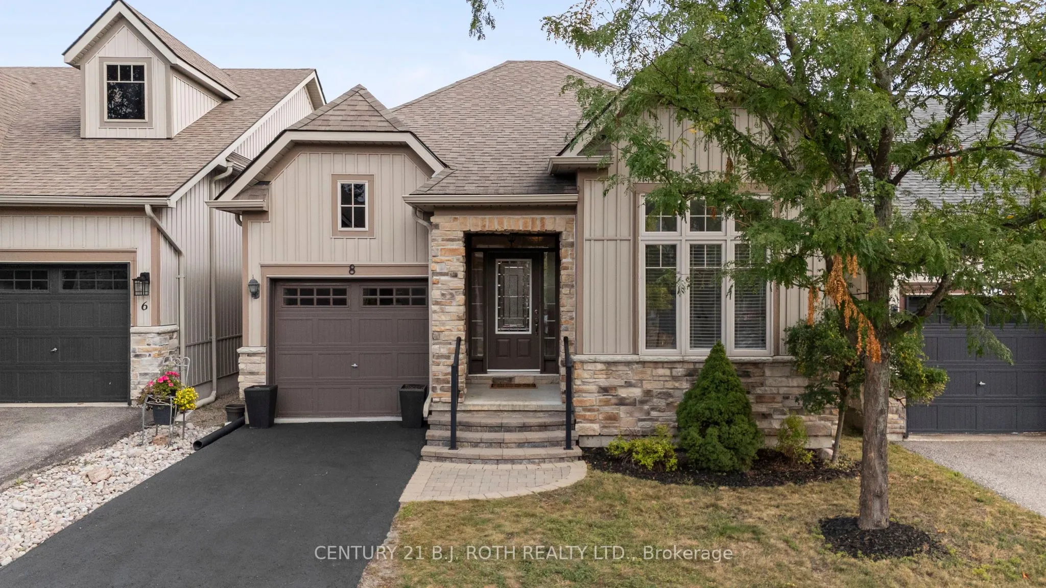8 CANTERBURY Circle