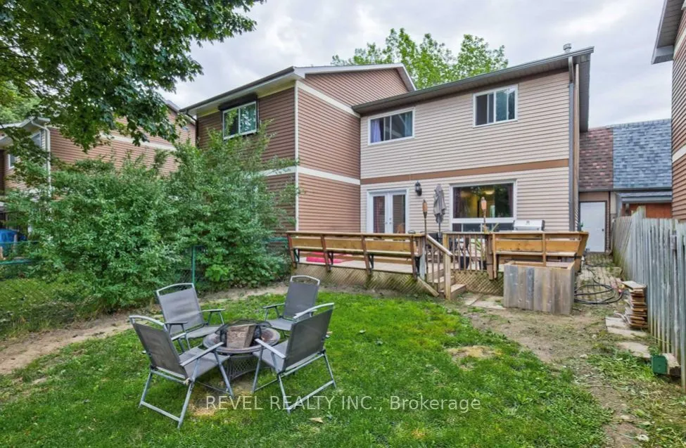 24 Lampman Lane