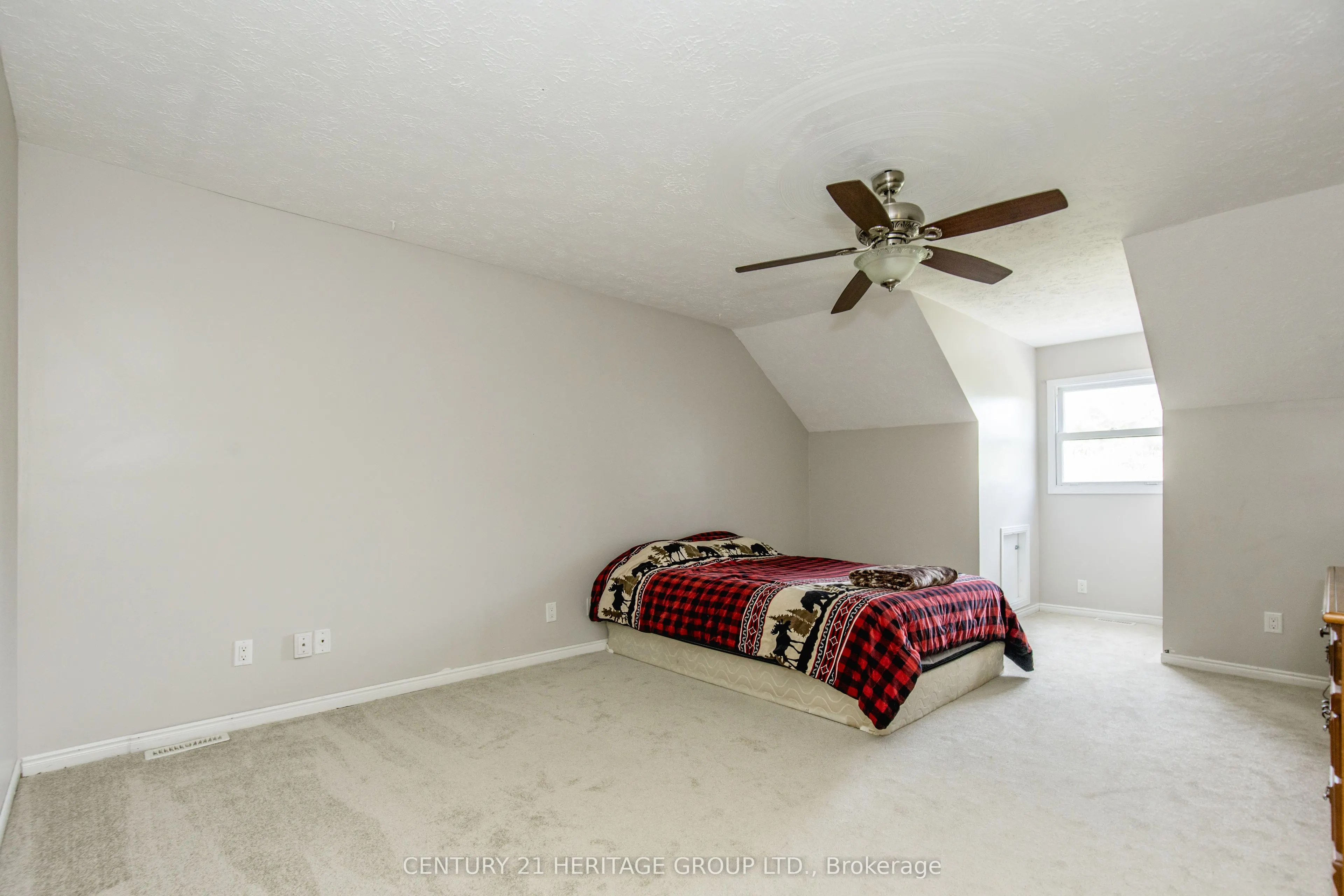 3081 Hogback Road