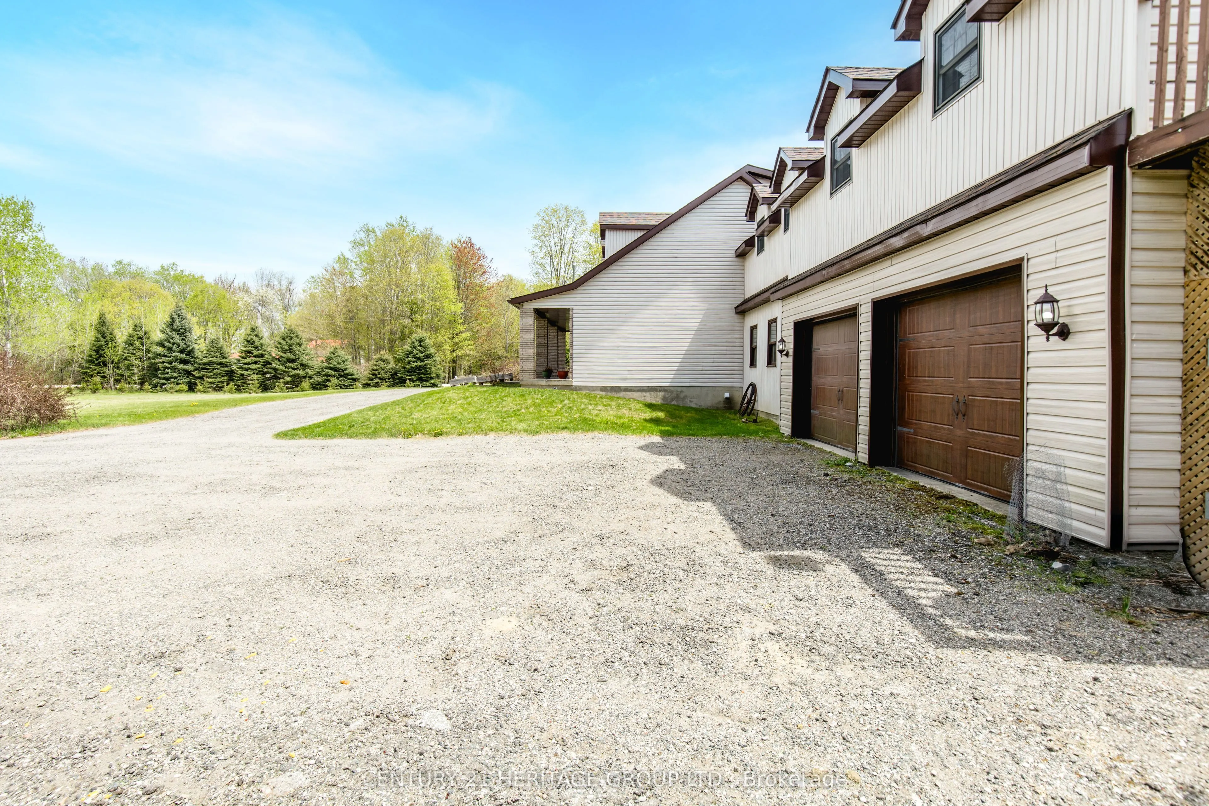 3081 Hogback Road